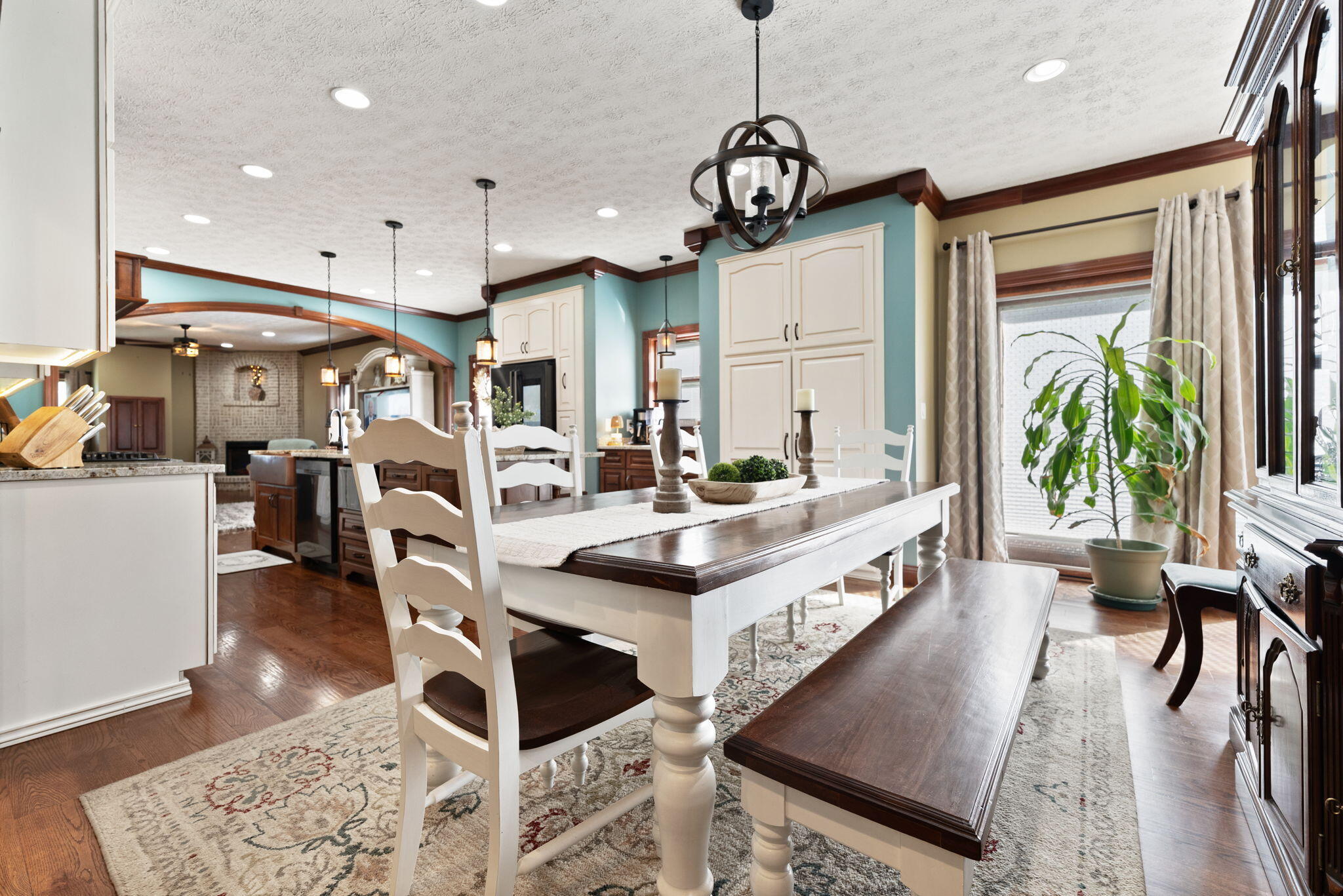 Somerset, Kentucky, 42503, United States, 4 Bedrooms Bedrooms, ,5 BathroomsBathrooms,Residential,Active,2052049