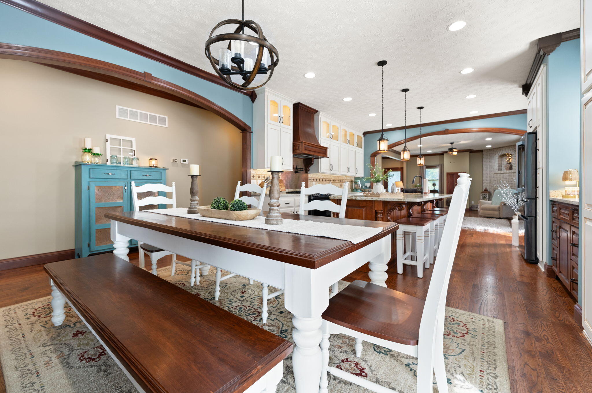 Somerset, Kentucky, 42503, United States, 4 Bedrooms Bedrooms, ,5 BathroomsBathrooms,Residential,Active,2052049