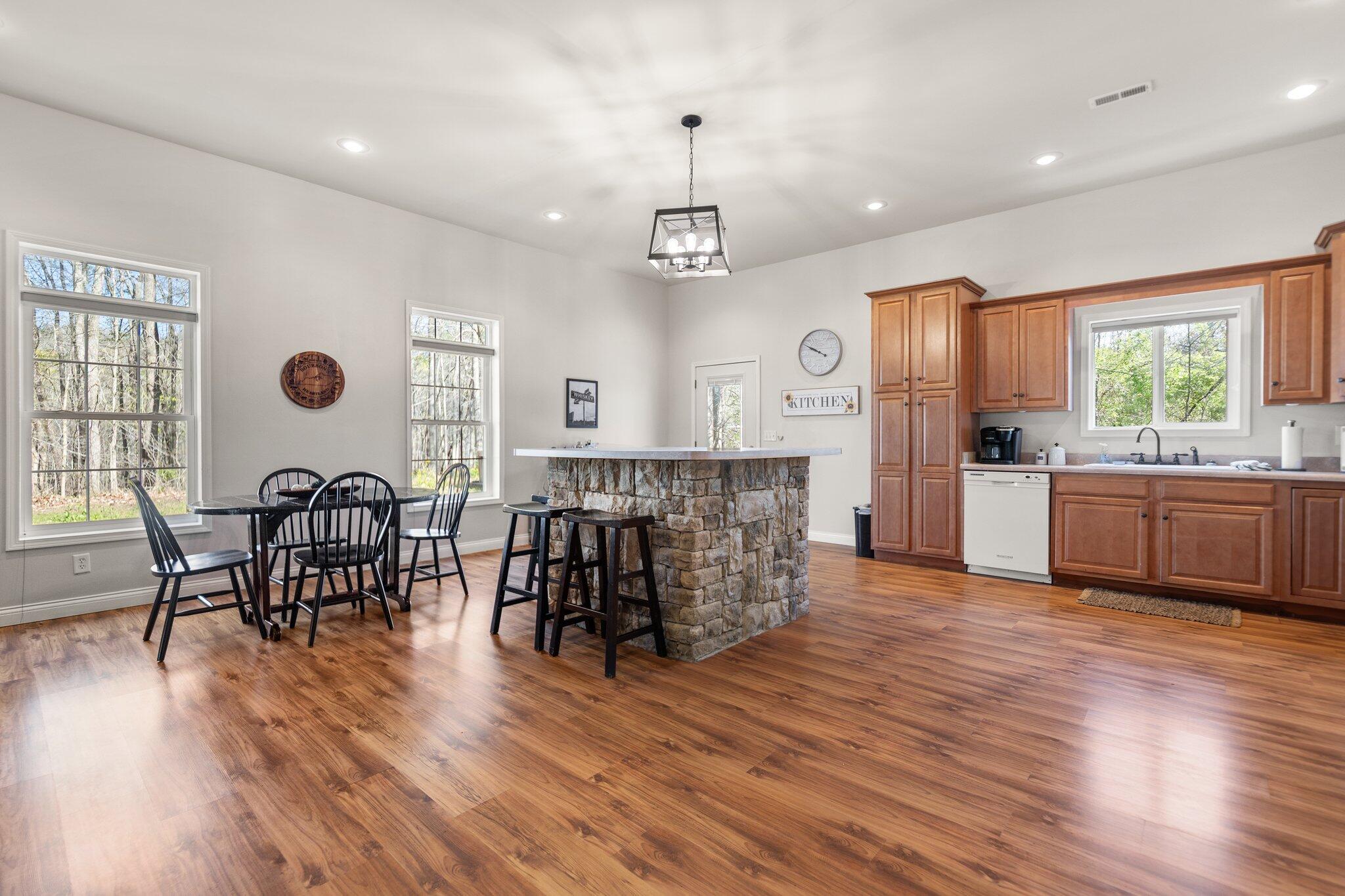 Nancy, Kentucky 42544, United States, 3 Bedrooms Bedrooms, ,2 BathroomsBathrooms,Residential,Active,106744