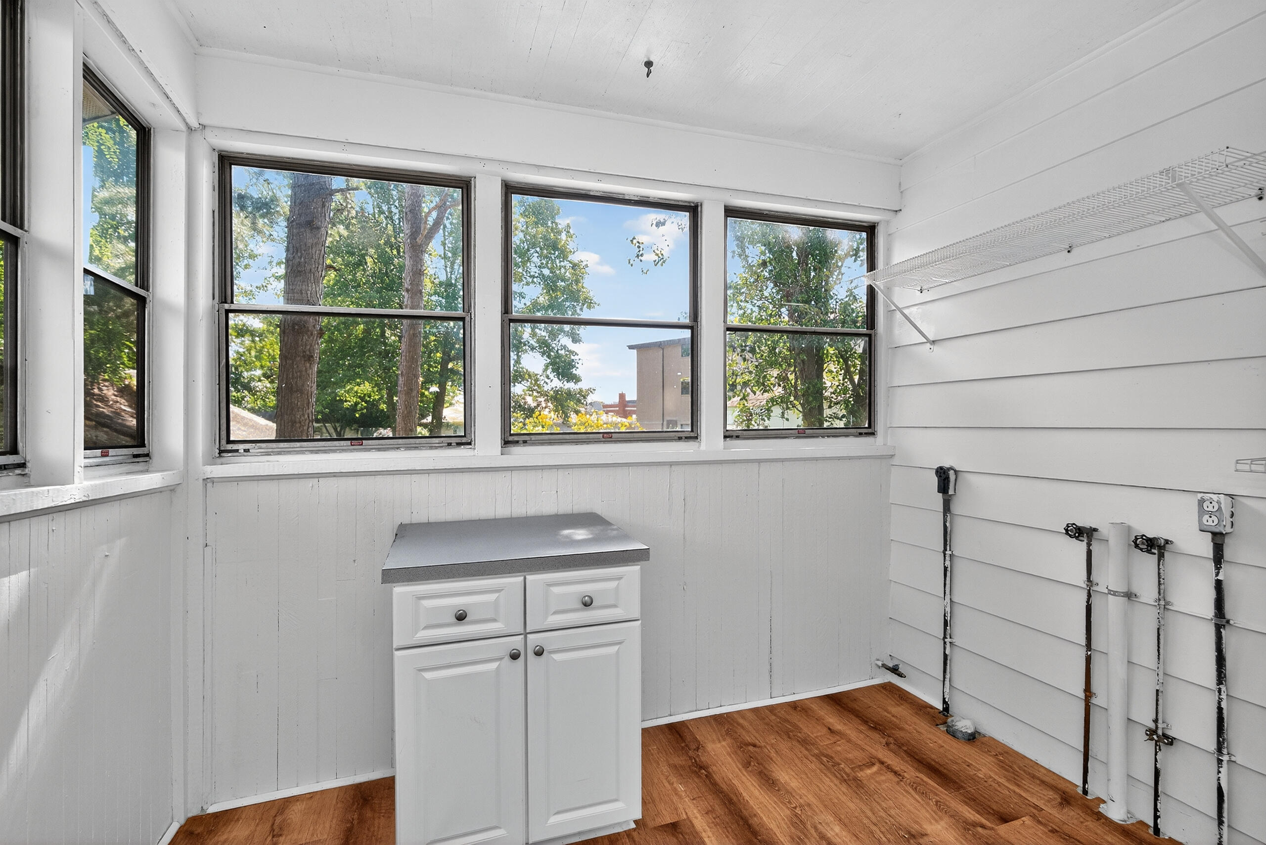 Berea, Kentucky 40403, United States, 3 Bedrooms Bedrooms, ,1 BathroomBathrooms,Residential,Active,185591