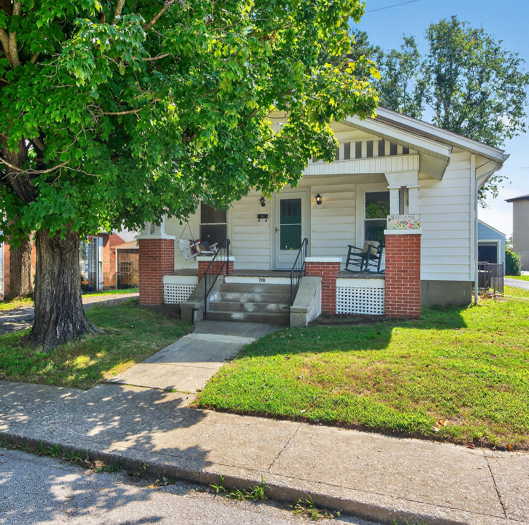 Berea, Kentucky 40403, United States, 3 Bedrooms Bedrooms, ,1 BathroomBathrooms,Residential,Active,185591 Berea, Kentucky 40403, United States, 3 Bedrooms Bedrooms, ,1 BathroomBathrooms,Residential,Active,185591