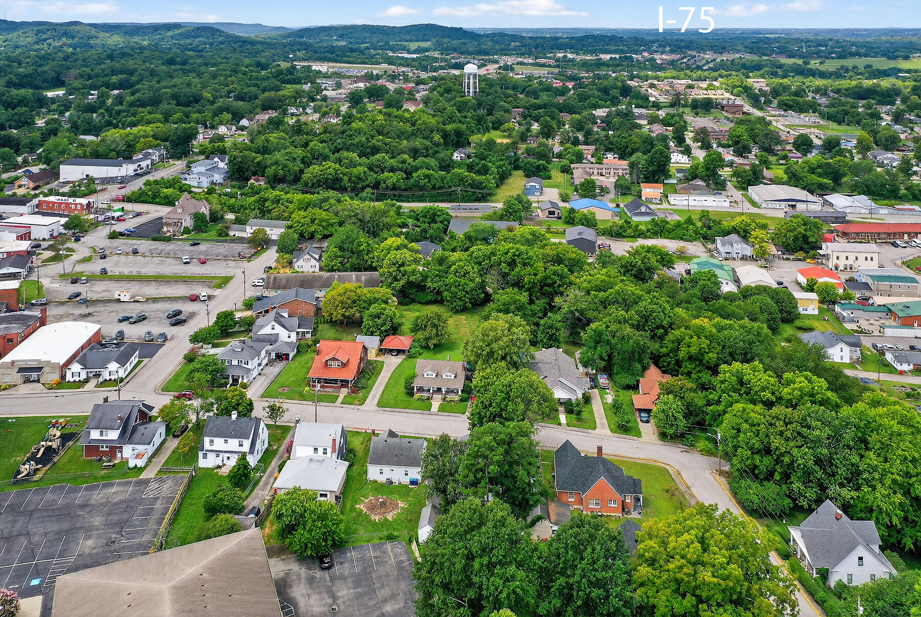 Berea, Kentucky 40403, United States, 3 Bedrooms Bedrooms, ,1 BathroomBathrooms,Residential,Active,185591