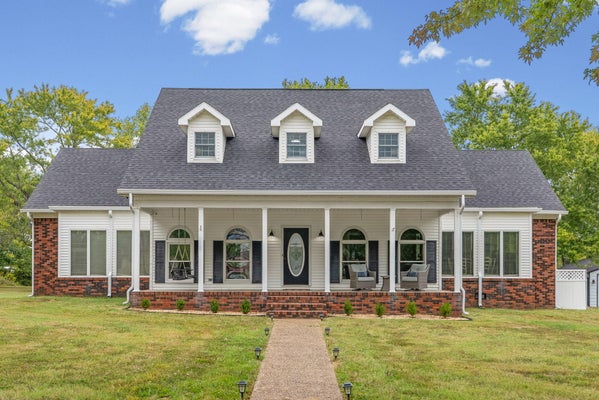 114 SKYLARK DR, HOPKINSVILLE, KY 42240 - Image 9d52d2fd0e2e83c5491d30e5fcde53a4/1496783480