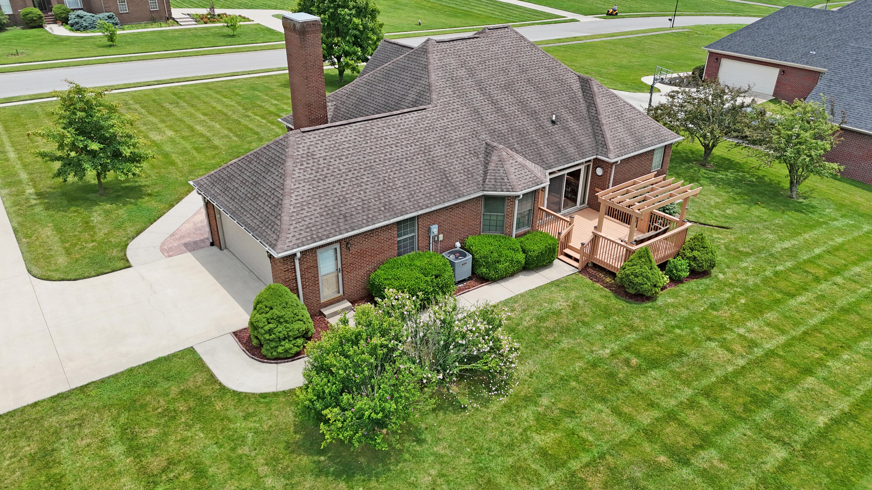 Richmond, Kentucky 40475, United States, 3 Bedrooms Bedrooms, ,2 BathroomsBathrooms,Residential,Active,164143