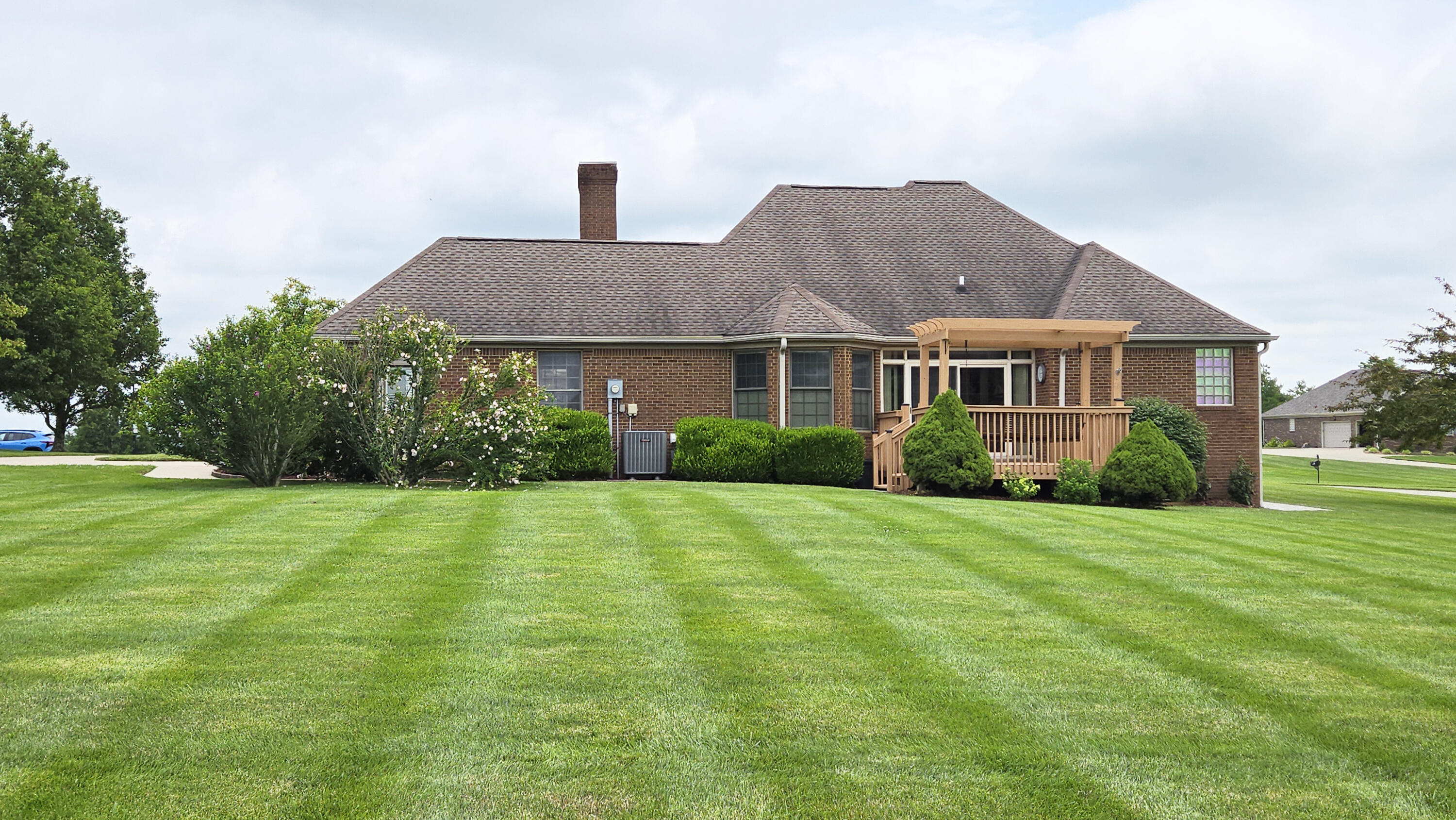 Richmond, Kentucky 40475, United States, 3 Bedrooms Bedrooms, ,2 BathroomsBathrooms,Residential,Active,164143