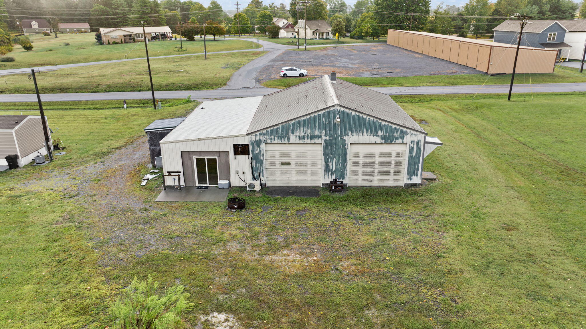 Russell Springs, Kentucky 42642, United States, 3 Bedrooms Bedrooms, ,3 BathroomsBathrooms,Residential,Active,204837