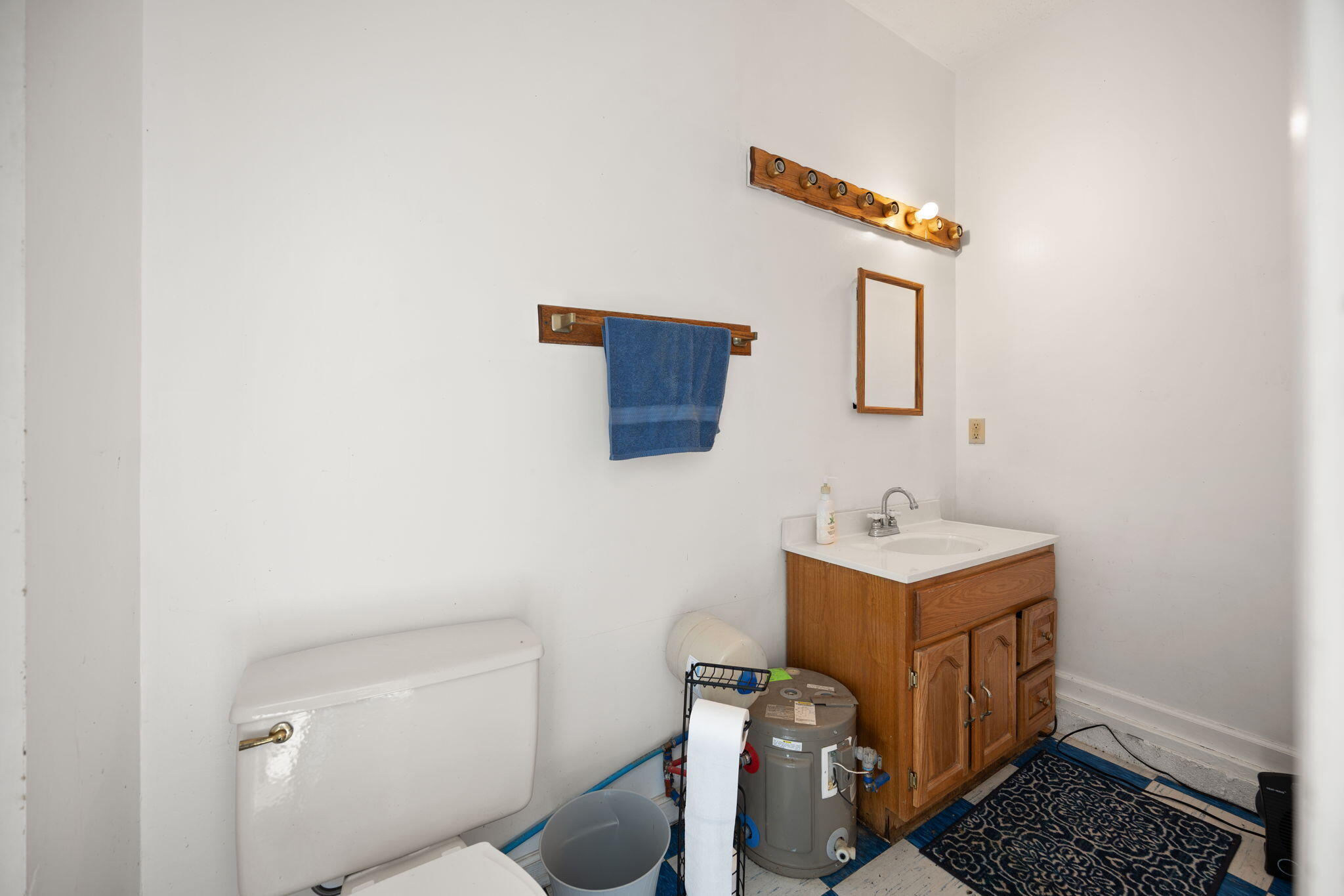 Russell Springs, Kentucky 42642, United States, 3 Bedrooms Bedrooms, ,3 BathroomsBathrooms,Residential,Active,204837