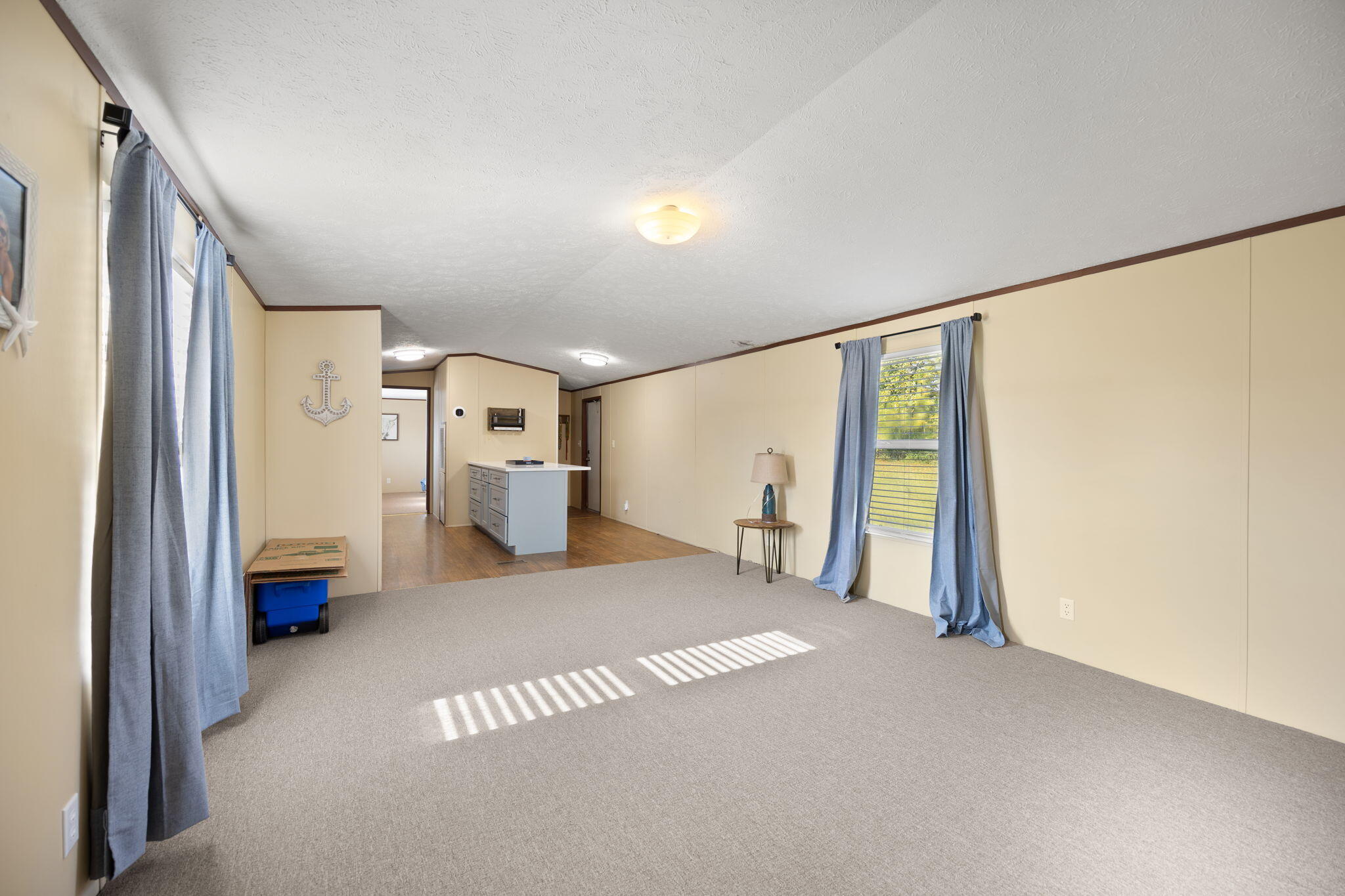 Russell Springs, Kentucky 42642, United States, 3 Bedrooms Bedrooms, ,3 BathroomsBathrooms,Residential,Active,204837