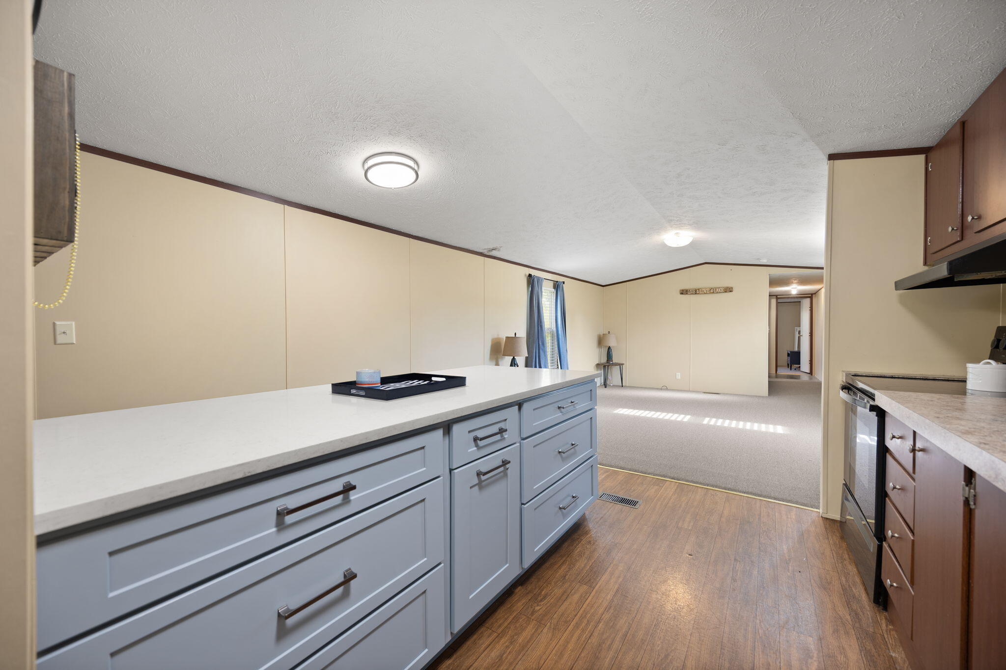 Russell Springs, Kentucky 42642, United States, 3 Bedrooms Bedrooms, ,3 BathroomsBathrooms,Residential,Active,204837