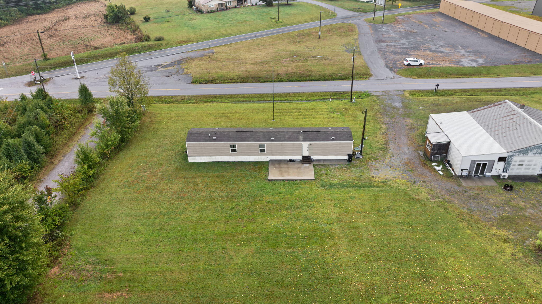 Russell Springs, Kentucky 42642, United States, 3 Bedrooms Bedrooms, ,3 BathroomsBathrooms,Residential,Active,204837