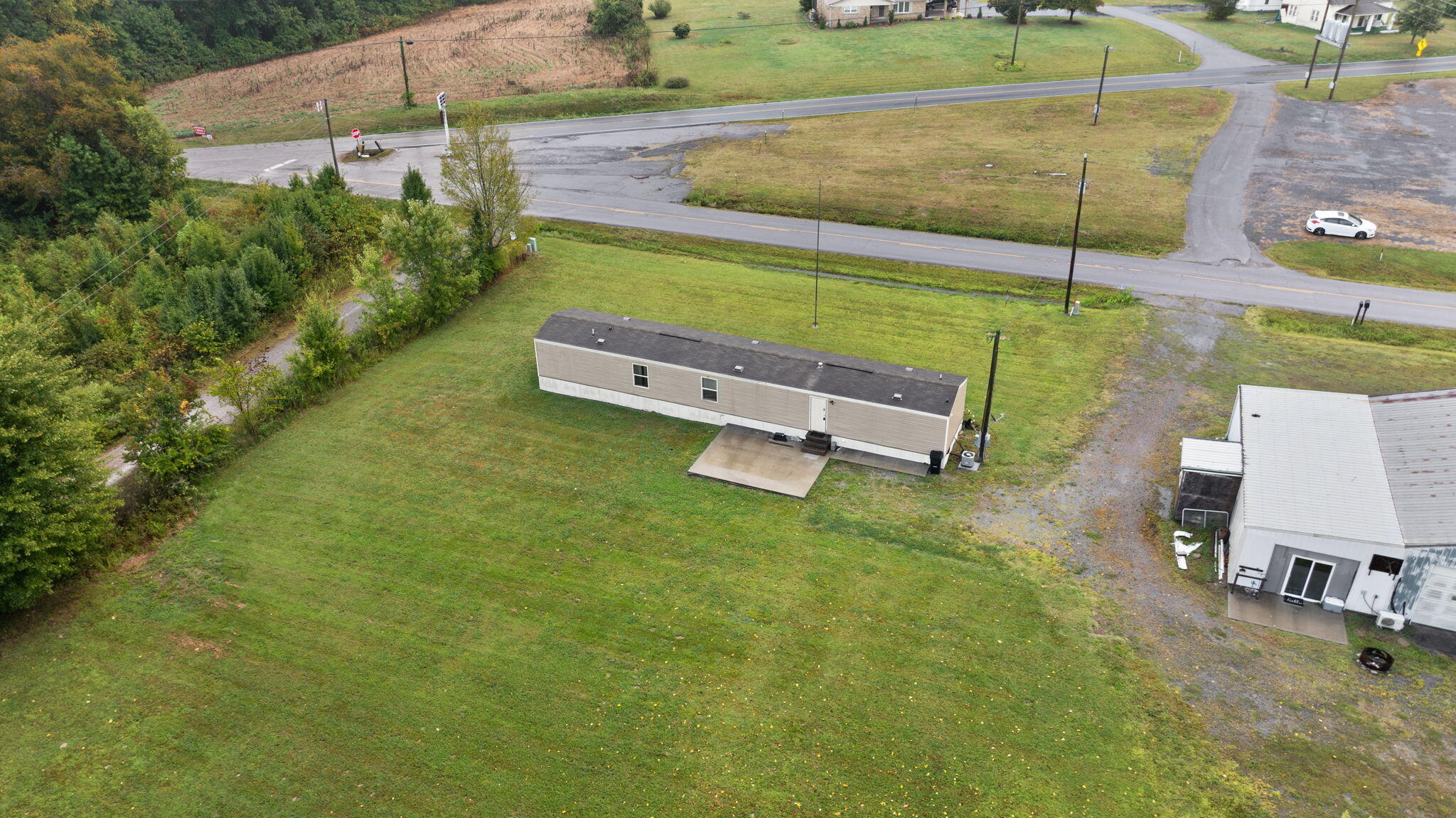 Russell Springs, Kentucky 42642, United States, 3 Bedrooms Bedrooms, ,3 BathroomsBathrooms,Residential,Active,204837