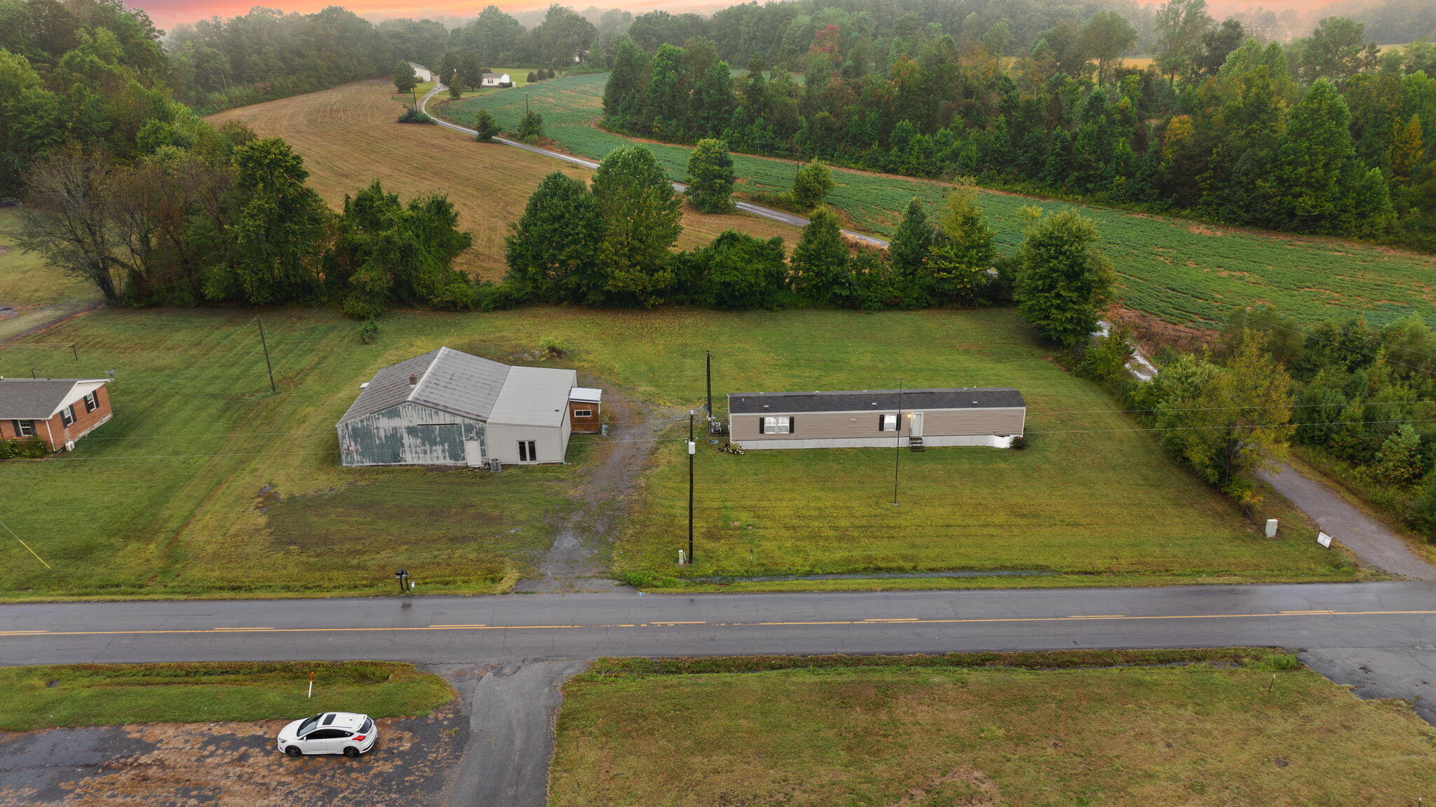 Russell Springs, Kentucky 42642, United States, 3 Bedrooms Bedrooms, ,3 BathroomsBathrooms,Residential,Active,204837