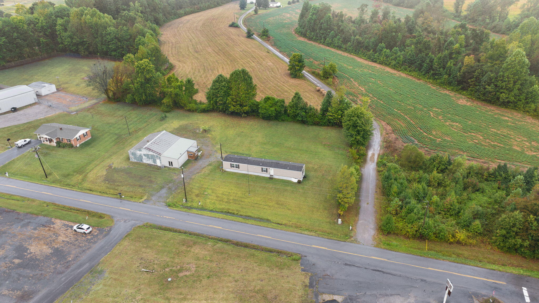 Russell Springs, Kentucky 42642, United States, 3 Bedrooms Bedrooms, ,3 BathroomsBathrooms,Residential,Active,204837