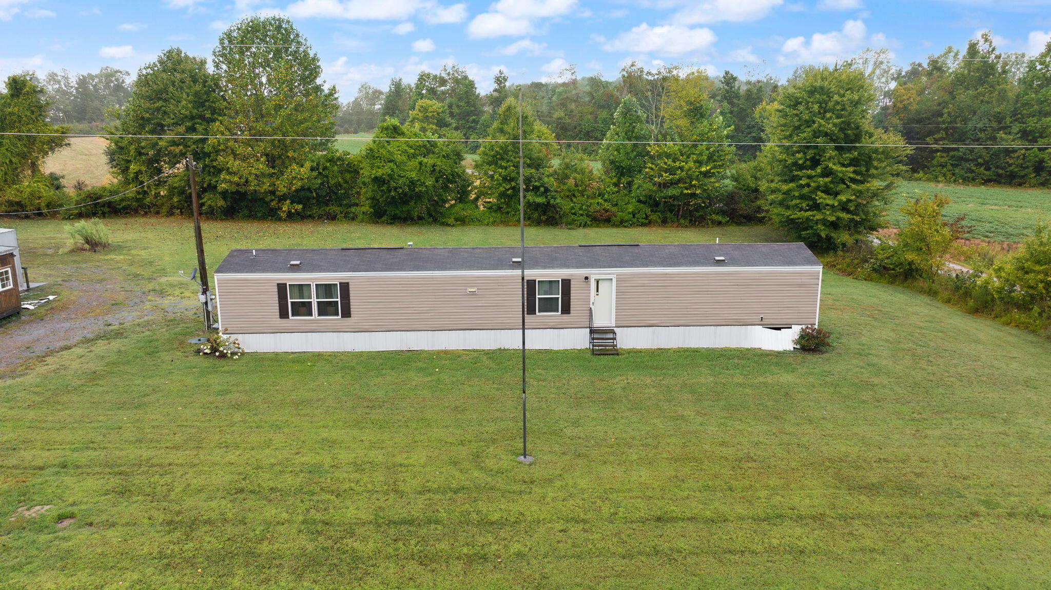 Russell Springs, Kentucky 42642, United States, 3 Bedrooms Bedrooms, ,3 BathroomsBathrooms,Residential,Active,204837