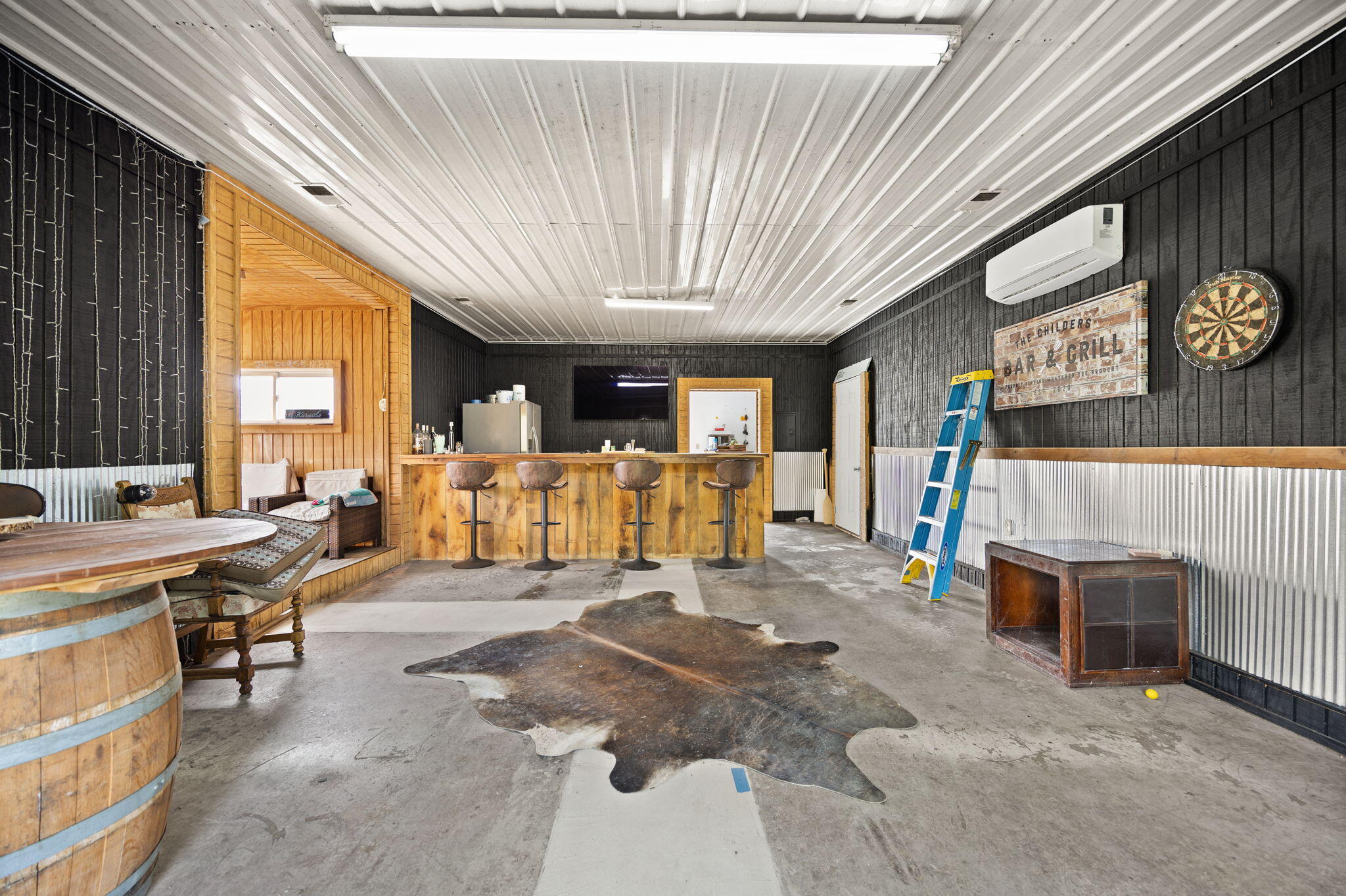 Russell Springs, Kentucky 42642, United States, 3 Bedrooms Bedrooms, ,3 BathroomsBathrooms,Residential,Active,204837