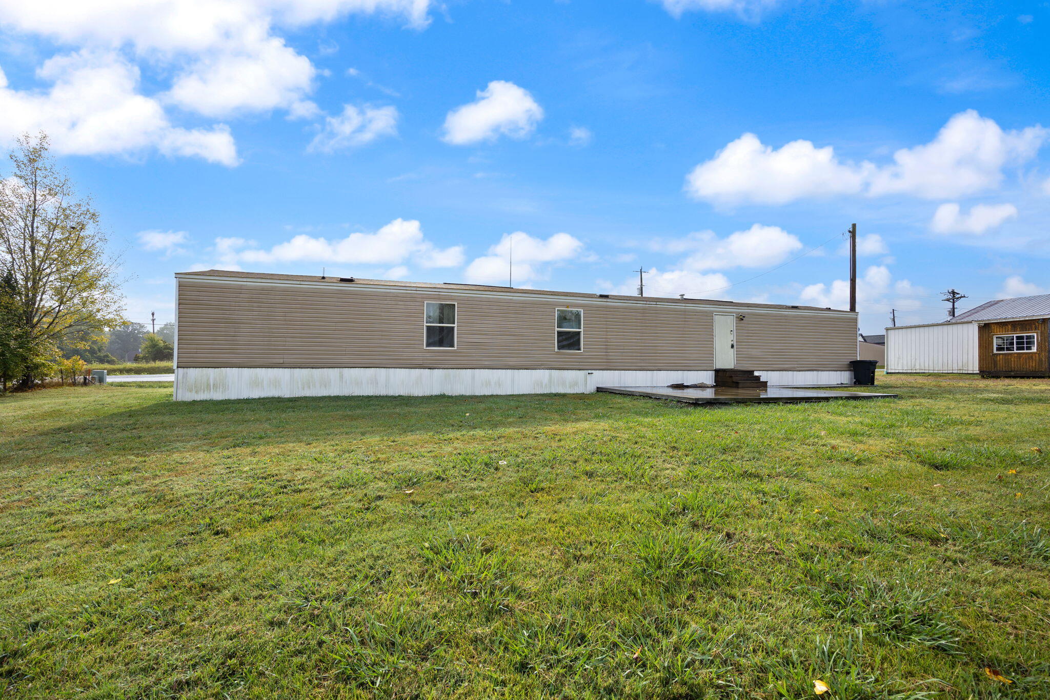 Russell Springs, Kentucky 42642, United States, 3 Bedrooms Bedrooms, ,3 BathroomsBathrooms,Residential,Active,204837