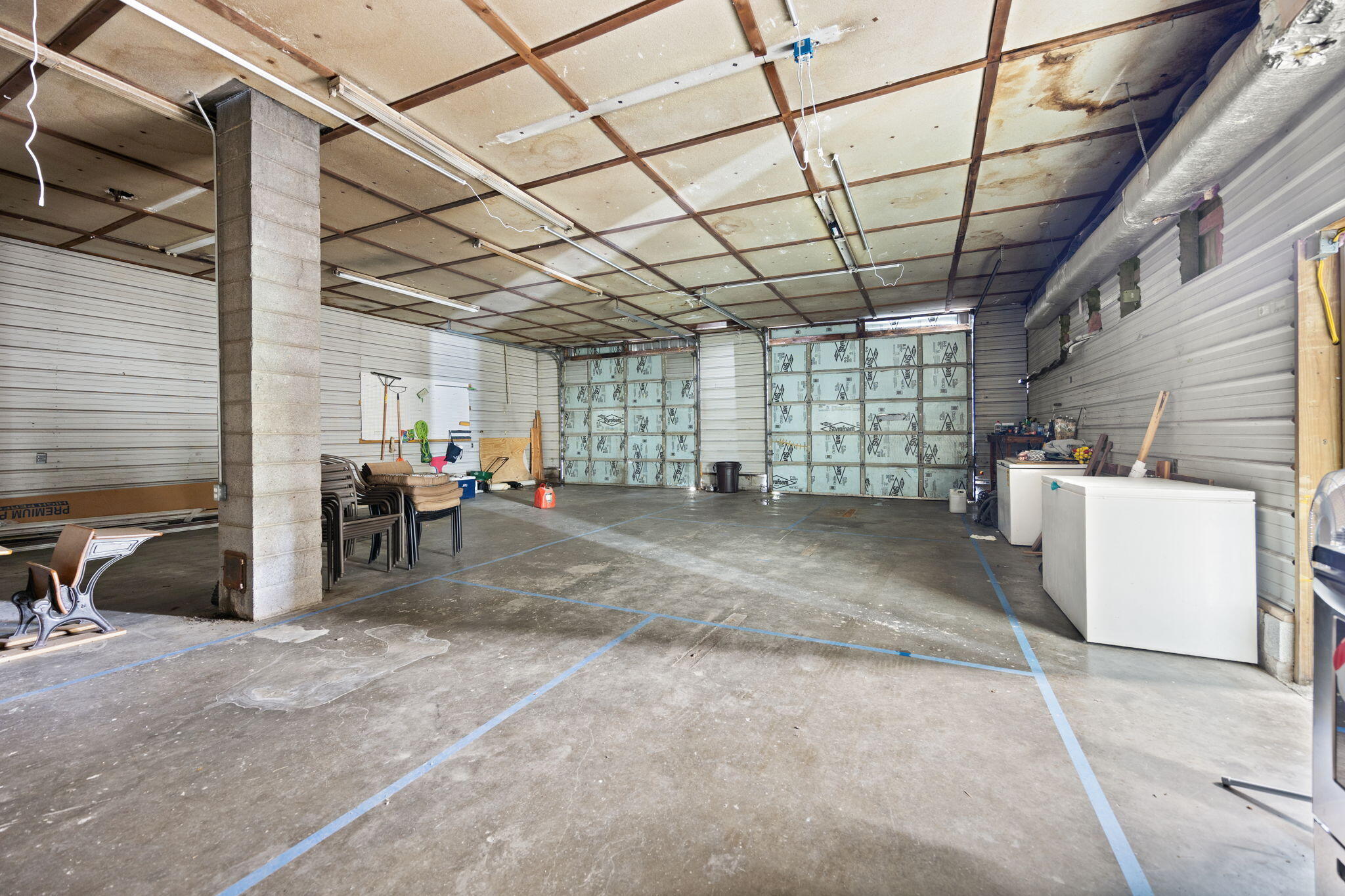 Russell Springs, Kentucky 42642, United States, 3 Bedrooms Bedrooms, ,3 BathroomsBathrooms,Residential,Active,204837