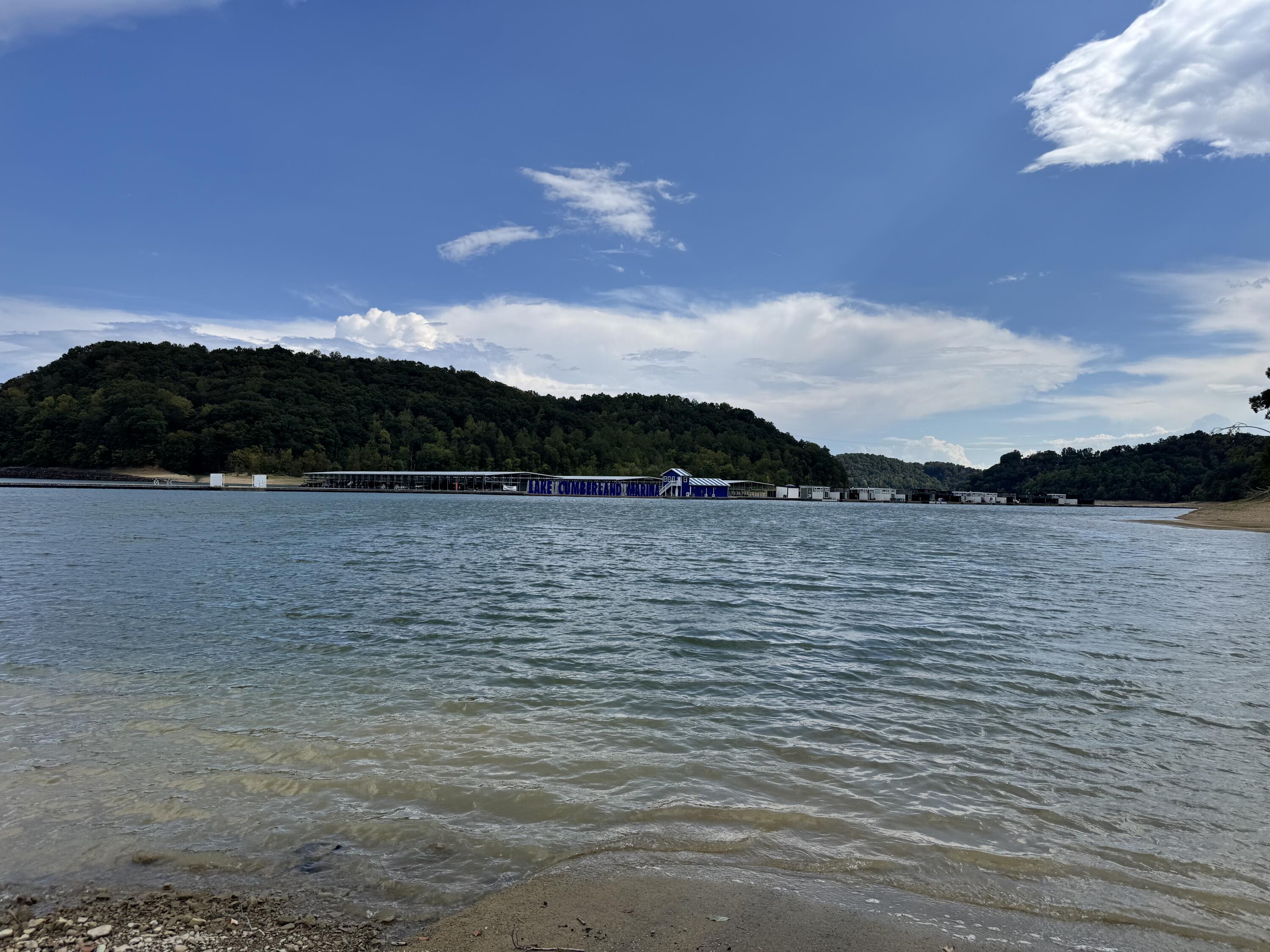 Russell Springs, Kentucky 42642, United States, 3 Bedrooms Bedrooms, ,3 BathroomsBathrooms,Residential,Active,204837