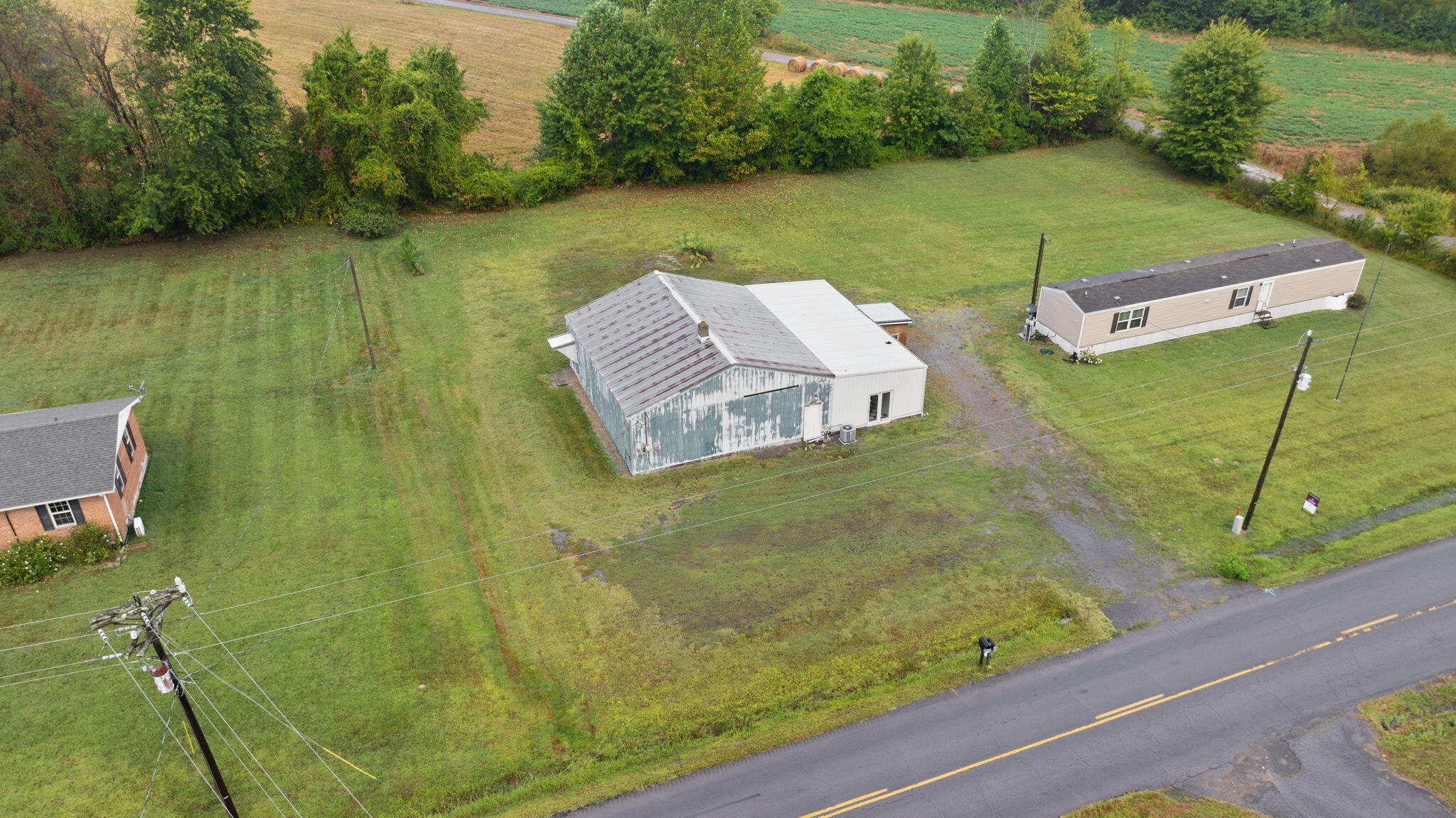 Russell Springs, Kentucky 42642, United States, 3 Bedrooms Bedrooms, ,3 BathroomsBathrooms,Residential,Active,204837