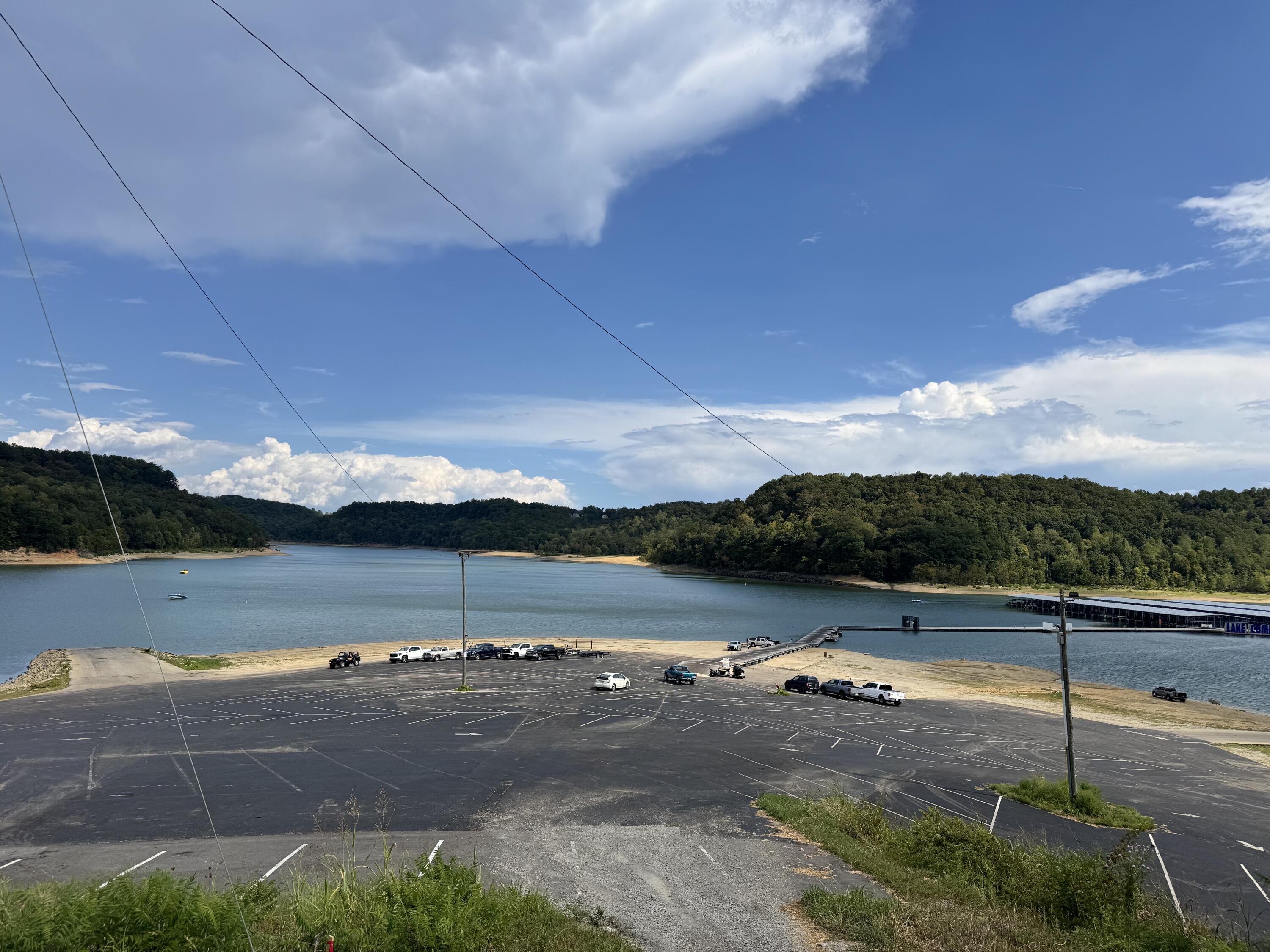 Russell Springs, Kentucky 42642, United States, 3 Bedrooms Bedrooms, ,3 BathroomsBathrooms,Residential,Active,204837