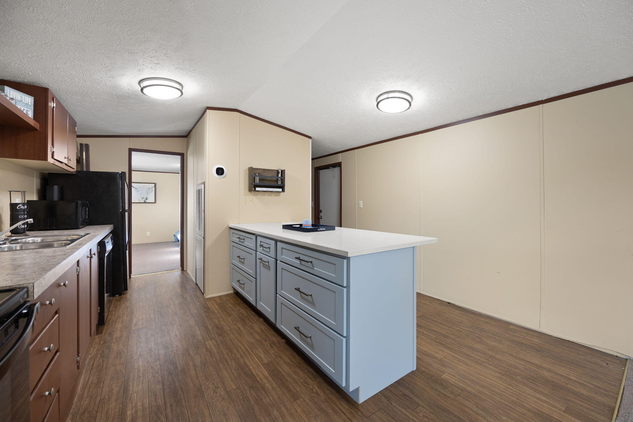 Russell Springs, Kentucky 42642, United States, 3 Bedrooms Bedrooms, ,3 BathroomsBathrooms,Residential,Active,204837