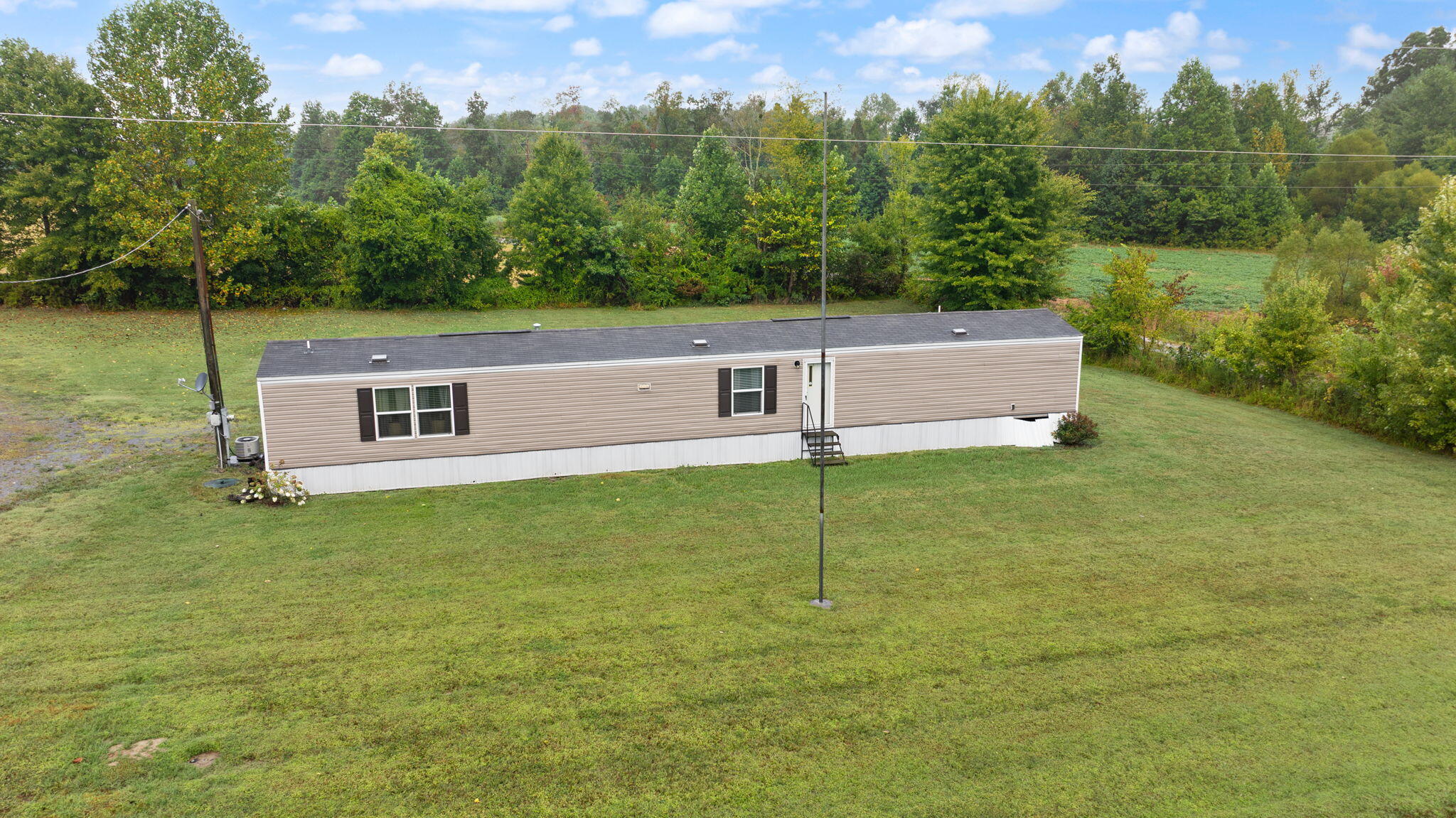 Russell Springs, Kentucky 42642, United States, 3 Bedrooms Bedrooms, ,3 BathroomsBathrooms,Residential,Active,204837