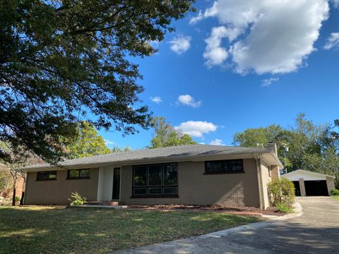 Photo of 4039 Royster Road, Lexington, KY 40516 (MLS # 25502384)