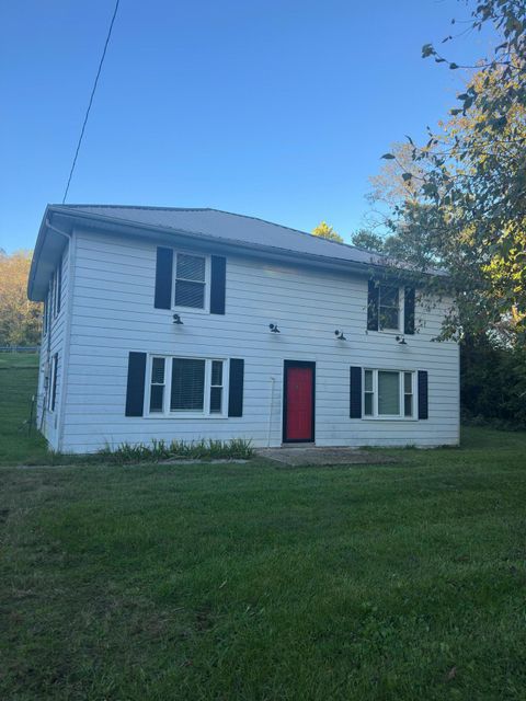 Photo of 62 Toddville Way, Lancaster, KY 40444 (MLS # 25503363)