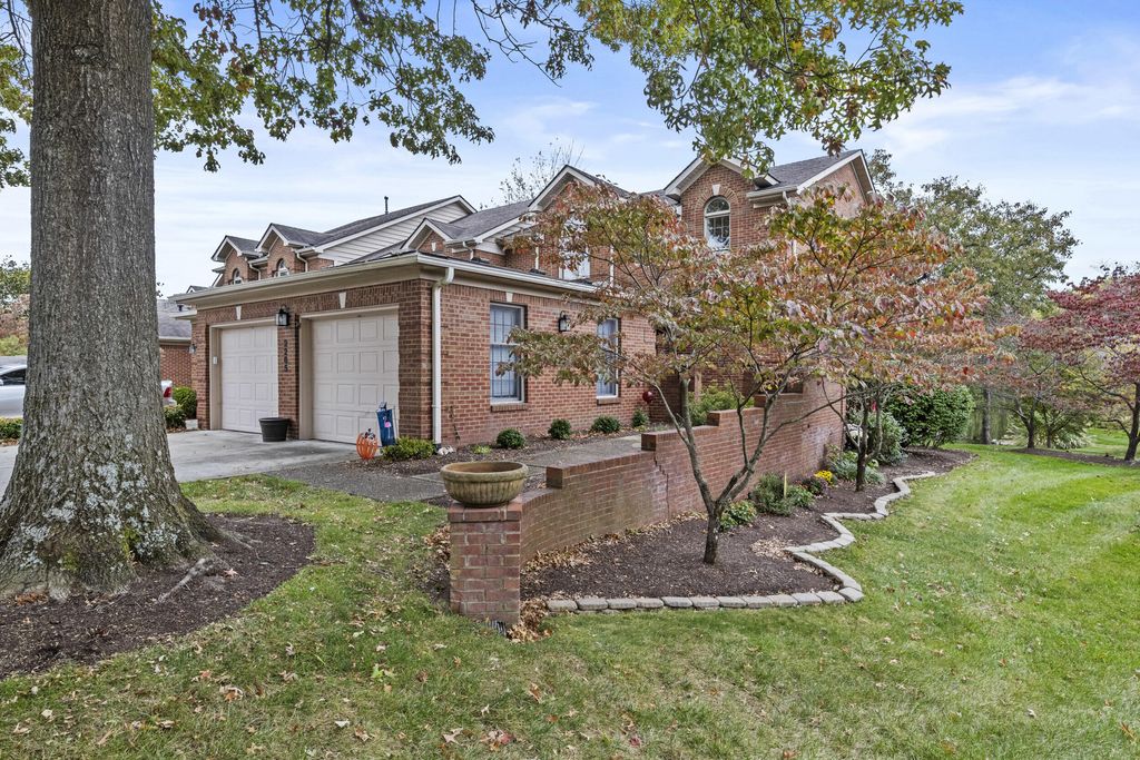 Photo of 2265 Stone Garden Lane, Lexington, KY 40513 (MLS # 25504864)