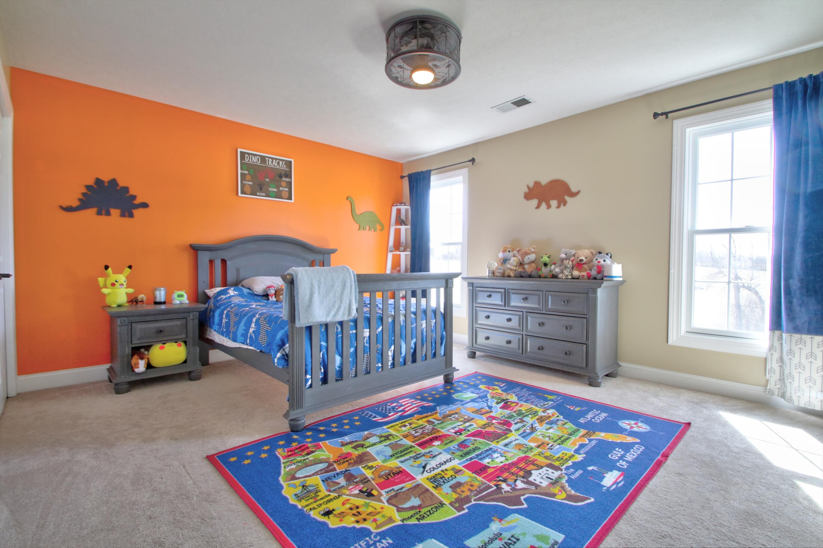 Paris, Kentucky 40361, United States, 4 Bedrooms Bedrooms, ,4 BathroomsBathrooms,Residential,Active,91909