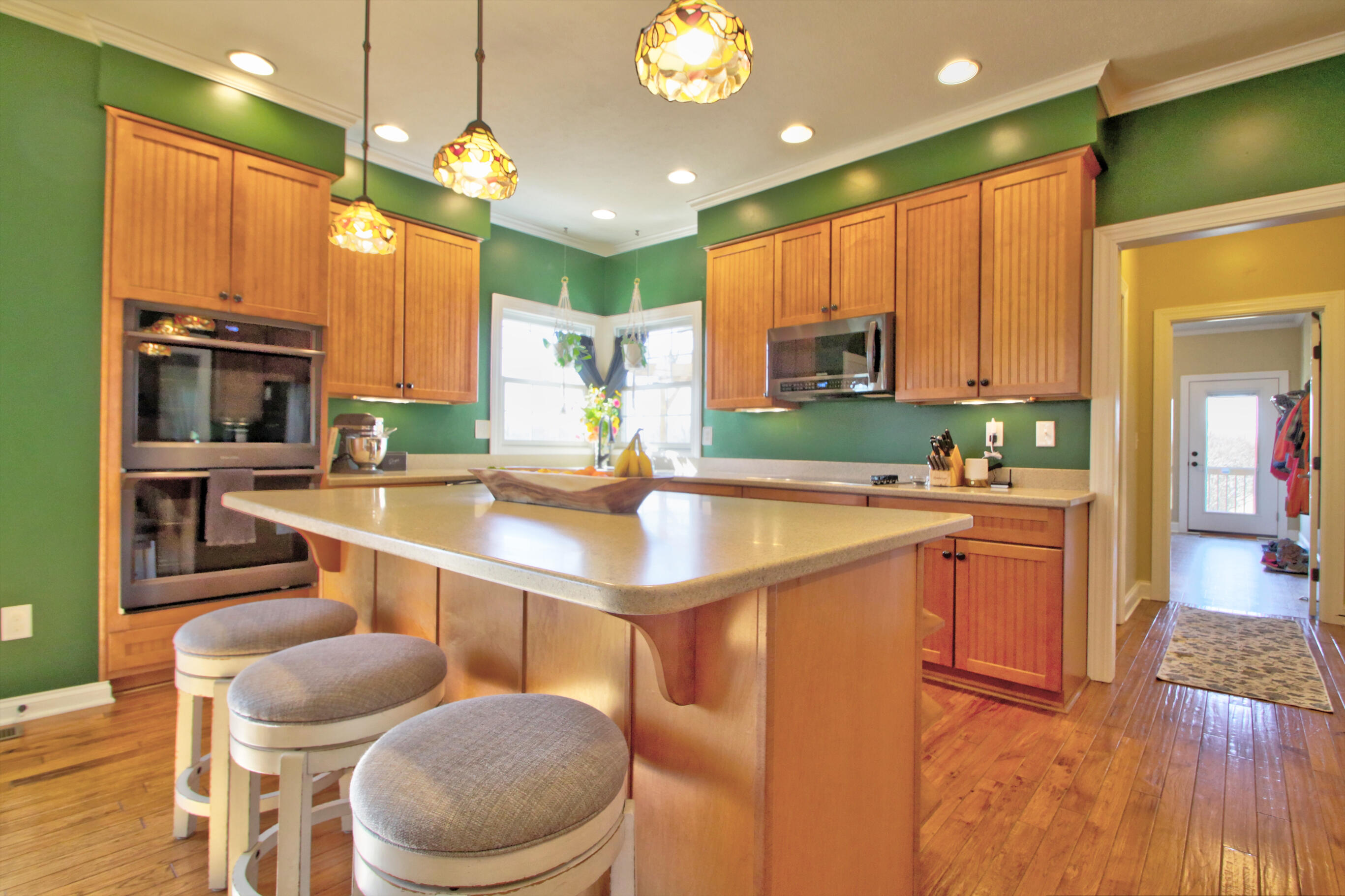 Paris, Kentucky 40361, United States, 4 Bedrooms Bedrooms, ,4 BathroomsBathrooms,Residential,Active,91909