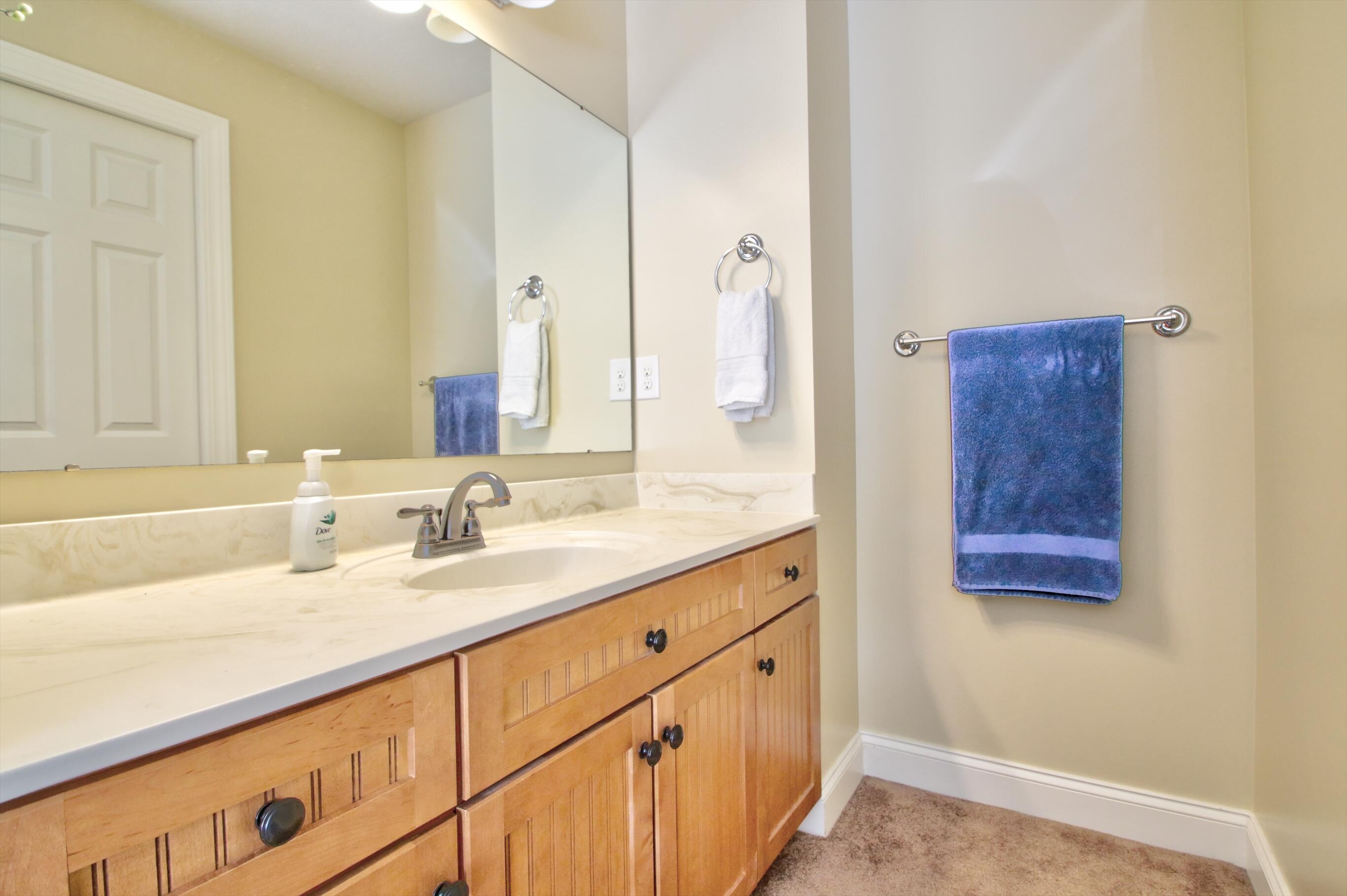 Paris, Kentucky 40361, United States, 4 Bedrooms Bedrooms, ,4 BathroomsBathrooms,Residential,Active,91909