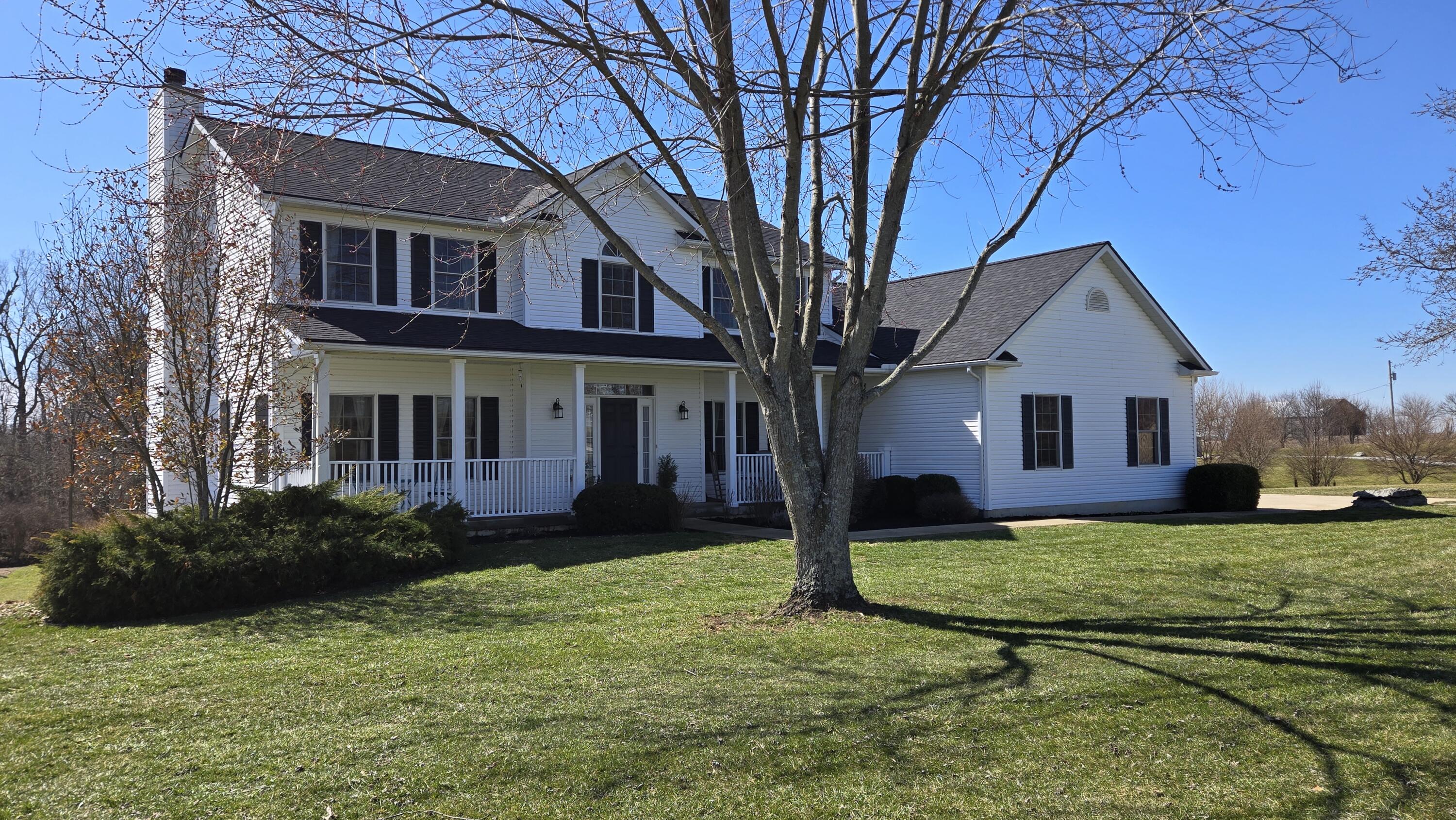 Paris, Kentucky 40361, United States, 4 Bedrooms Bedrooms, ,4 BathroomsBathrooms,Residential,Active,91909