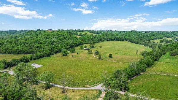 1490 MULE SHED LN, RICHMOND, KY 40475 - Image a19f0d3e5757bc6cfcc89b4fbbb57569/102425548