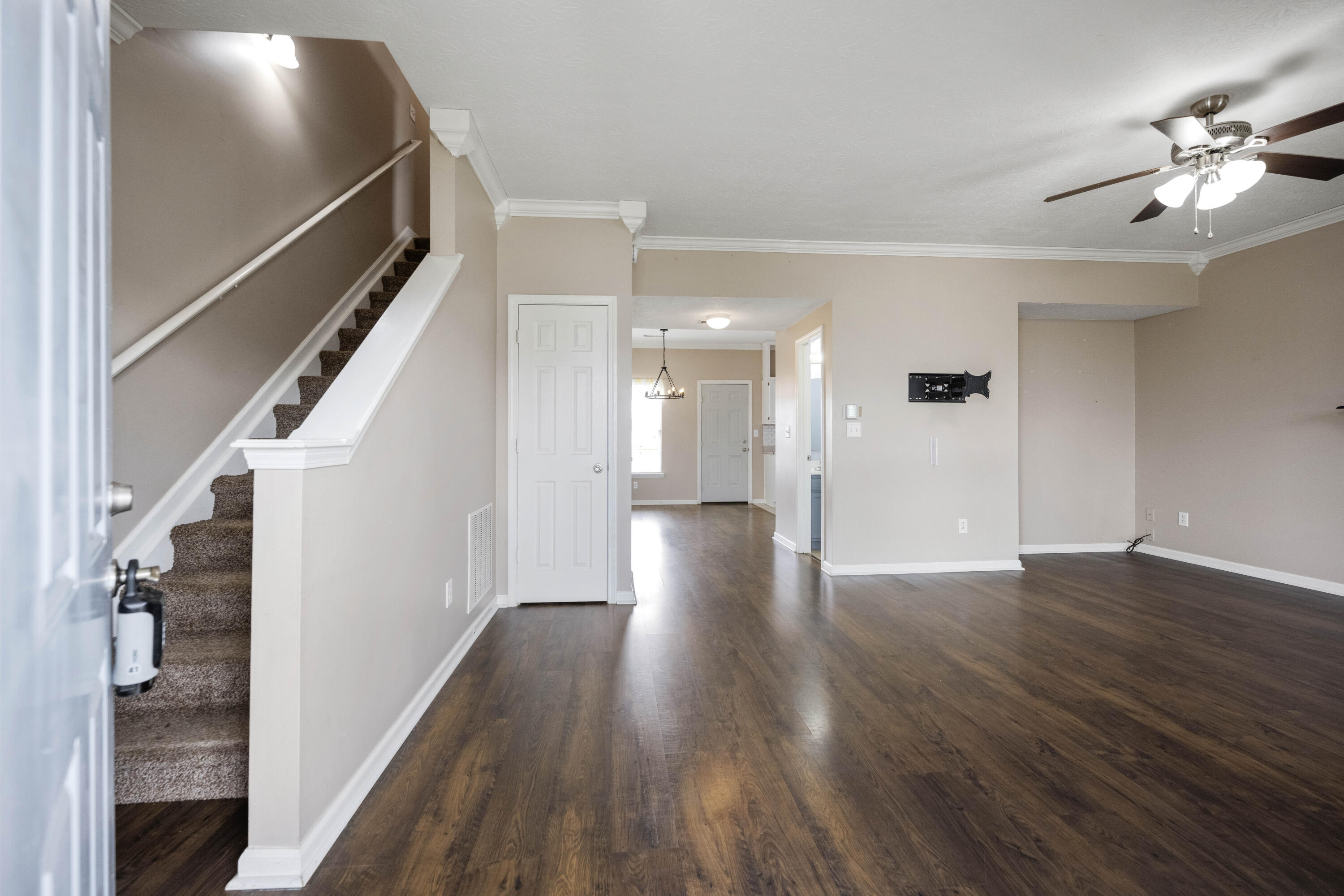 Richmond, Kentucky 40475, United States, 3 Bedrooms Bedrooms, ,3 BathroomsBathrooms,Residential,Active,97687