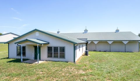 Photo of 1751 West Lane, Nicholasville, KY 40356 (MLS # 25501201)