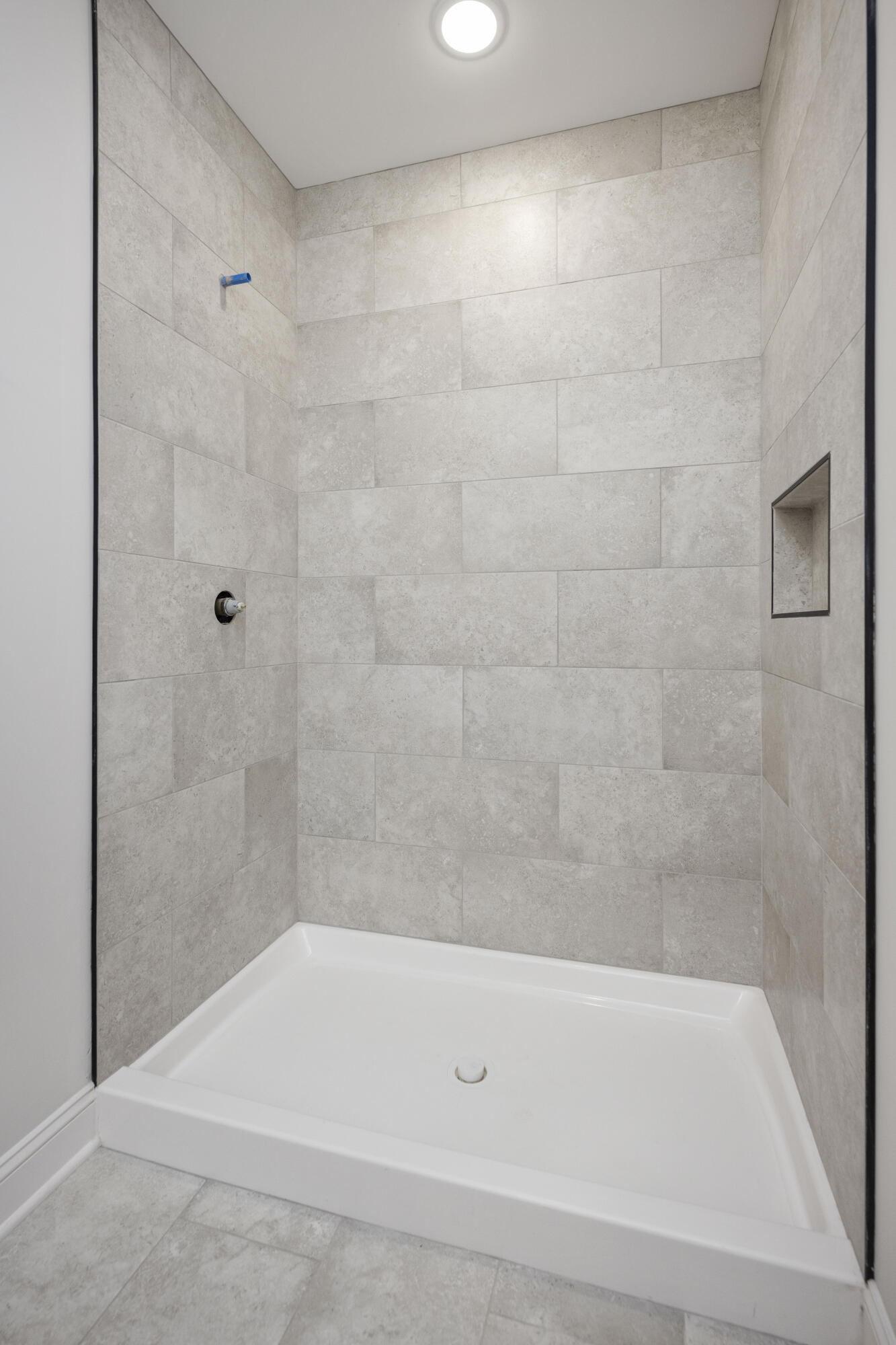 Richmond, Kentucky 40475, United States, 3 Bedrooms Bedrooms, ,2 BathroomsBathrooms,Residential,Active,127128