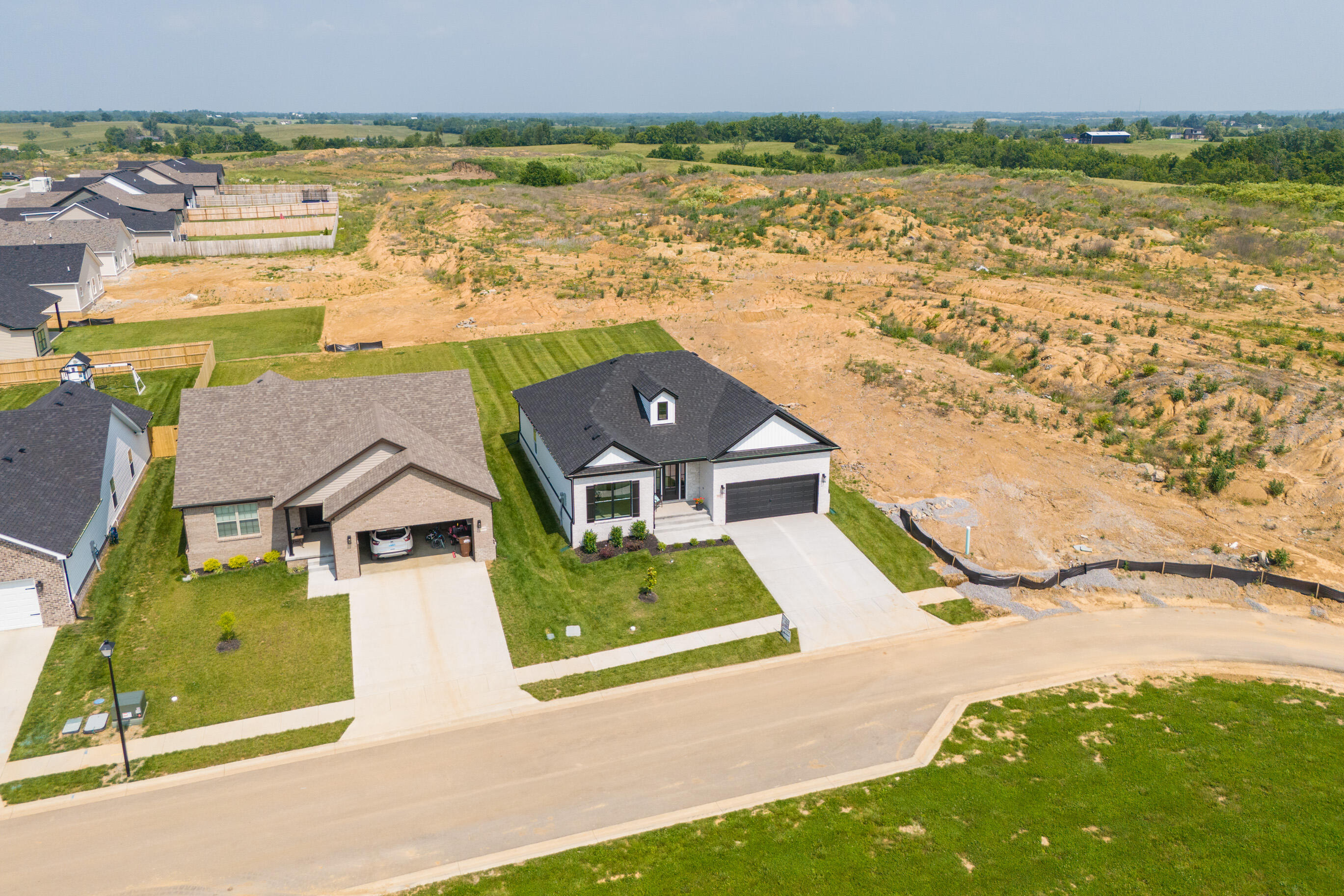 Richmond, Kentucky 40475, United States, 3 Bedrooms Bedrooms, ,2 BathroomsBathrooms,Residential,Active,127128