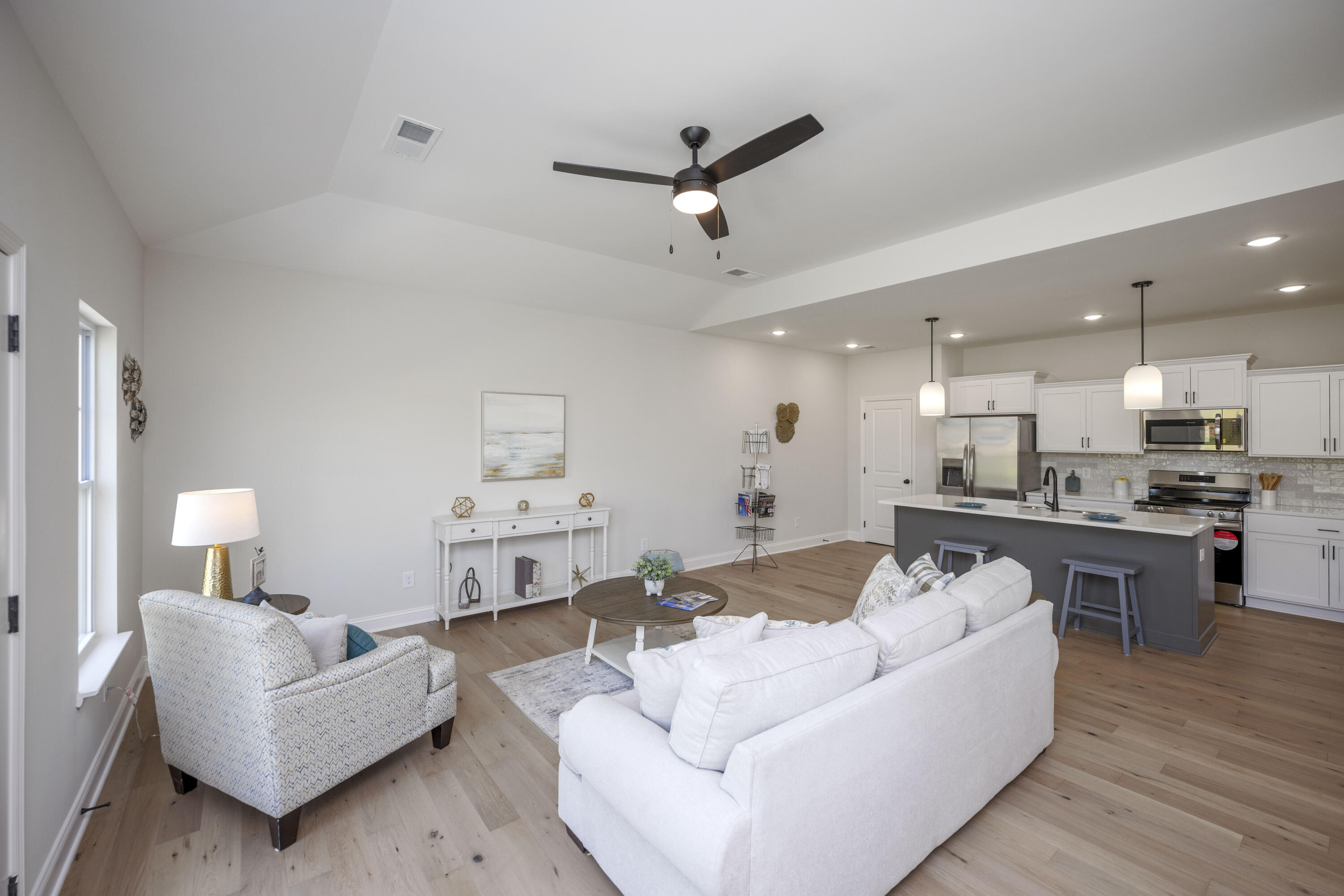 Richmond, Kentucky 40475, United States, 3 Bedrooms Bedrooms, ,2 BathroomsBathrooms,Residential,Active,127128