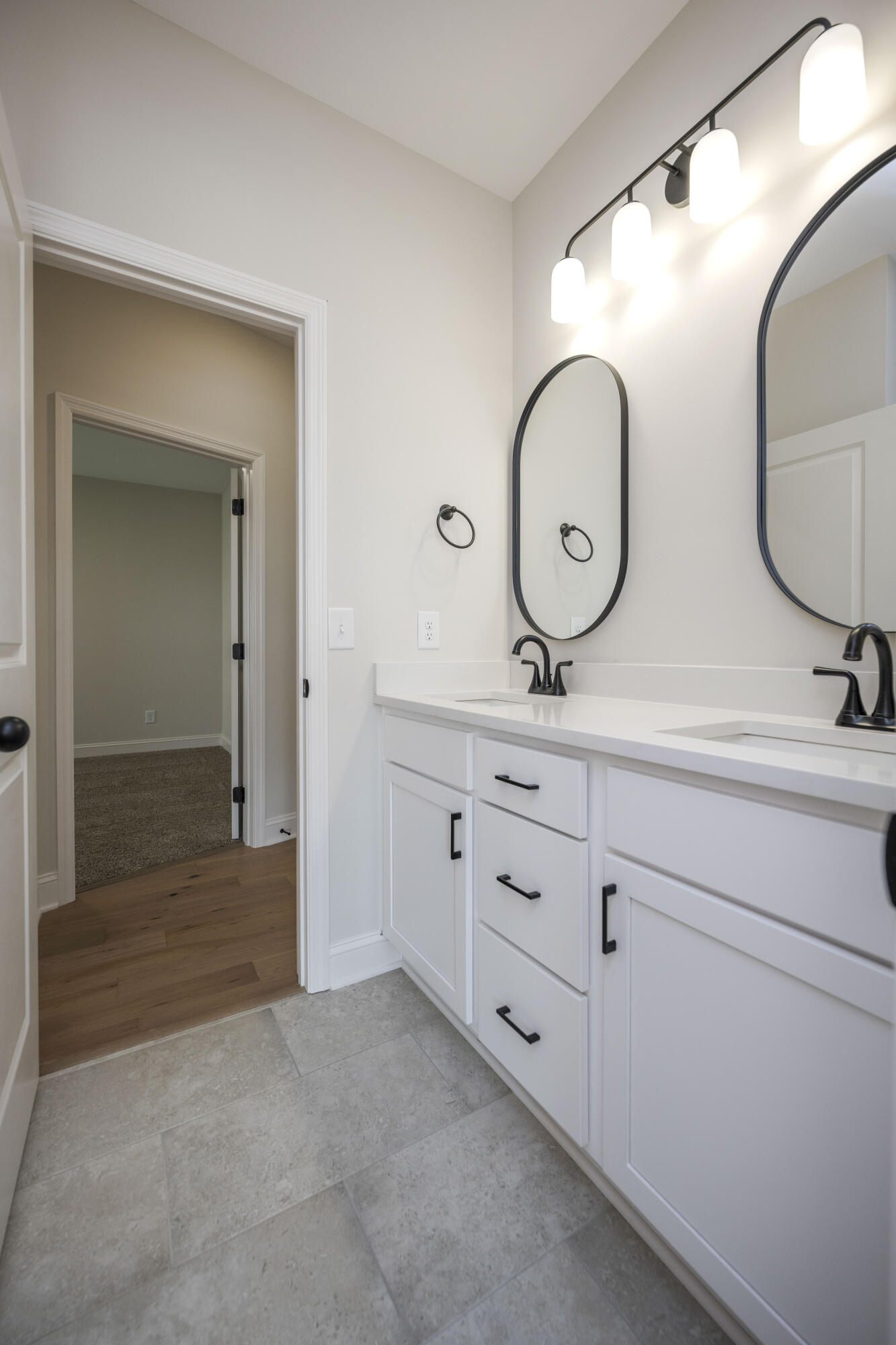 Richmond, Kentucky 40475, United States, 3 Bedrooms Bedrooms, ,2 BathroomsBathrooms,Residential,Active,127128