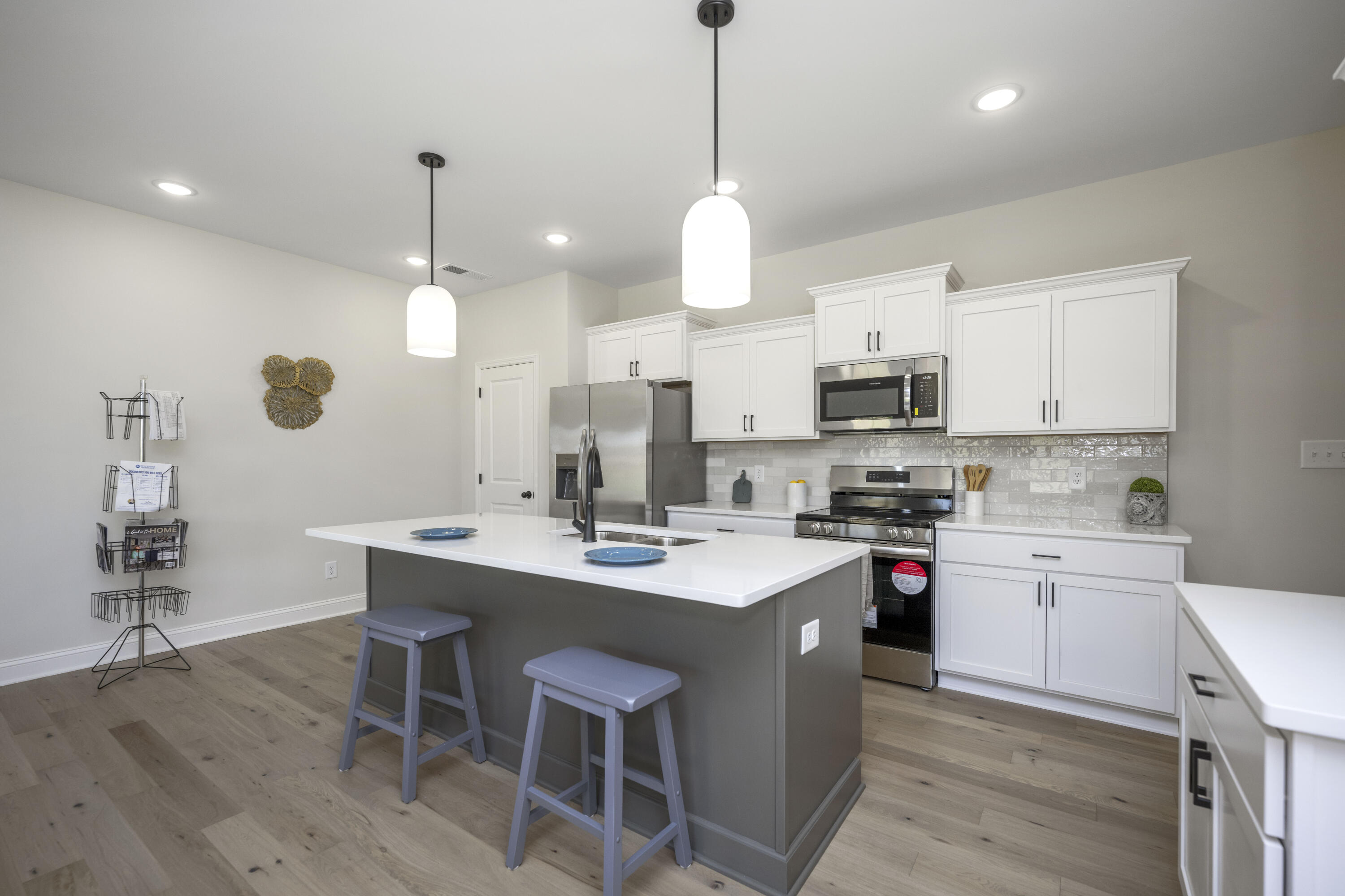 Richmond, Kentucky 40475, United States, 3 Bedrooms Bedrooms, ,2 BathroomsBathrooms,Residential,Active,127128