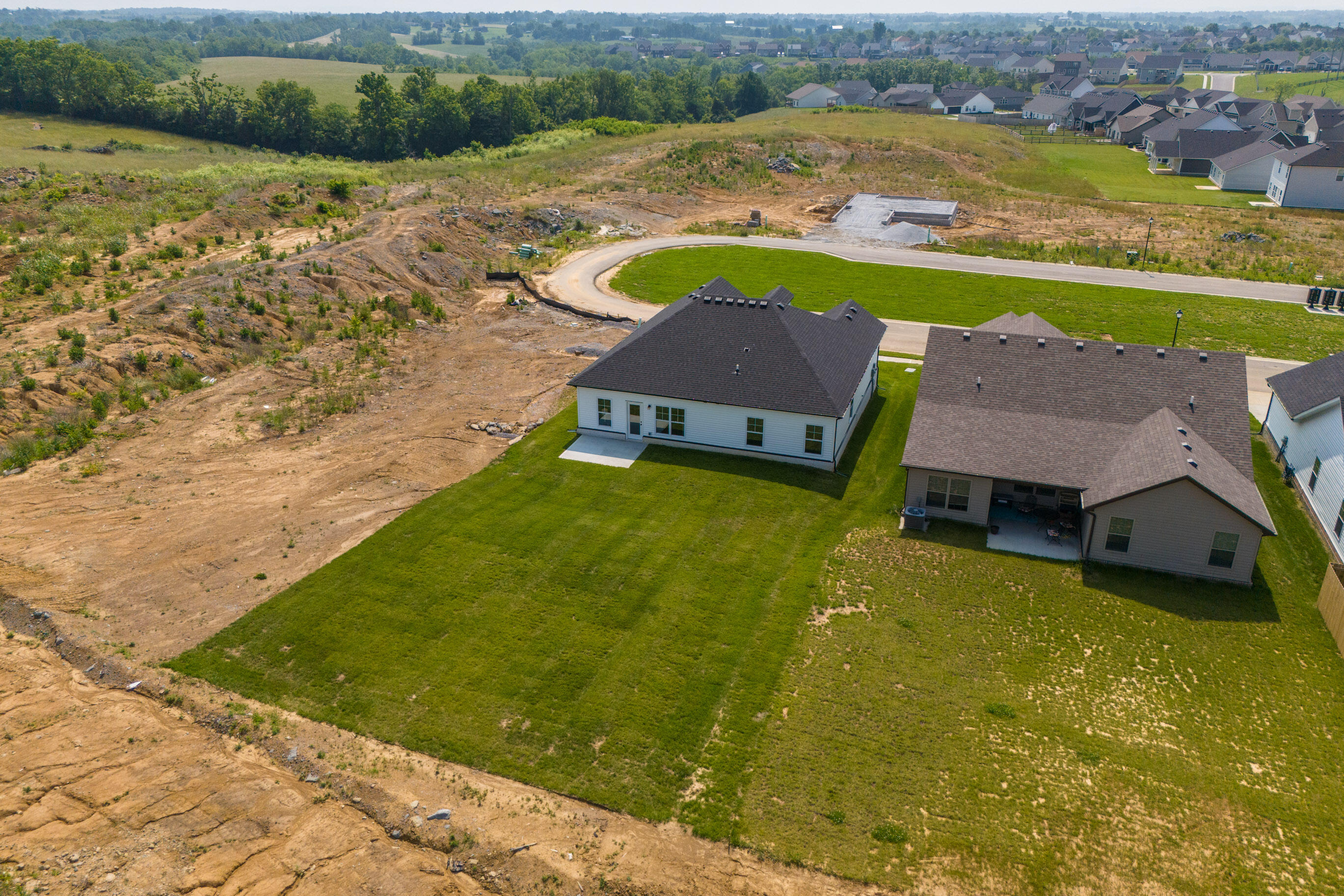 Richmond, Kentucky 40475, United States, 3 Bedrooms Bedrooms, ,2 BathroomsBathrooms,Residential,Active,127128