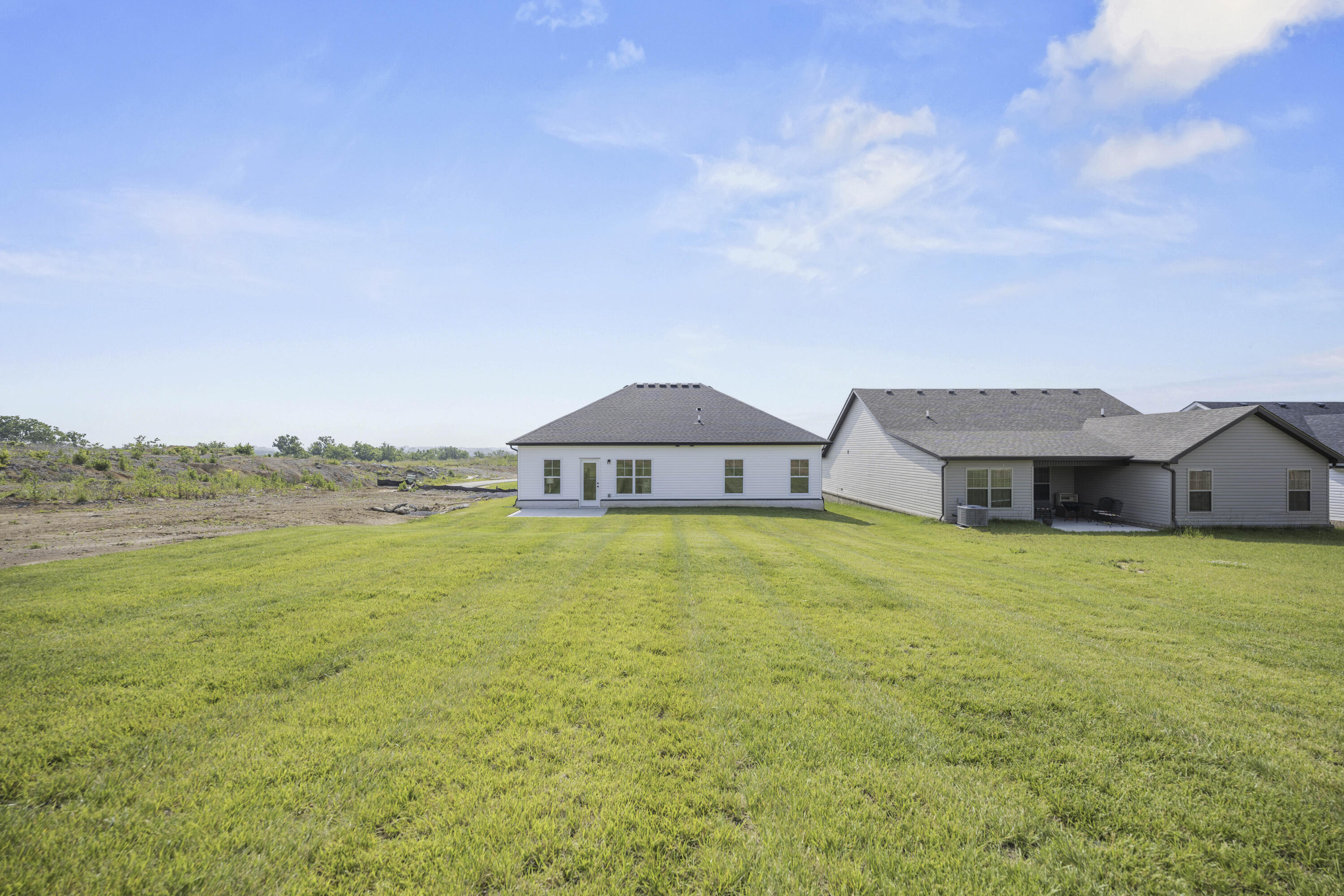 Richmond, Kentucky 40475, United States, 3 Bedrooms Bedrooms, ,2 BathroomsBathrooms,Residential,Active,127128