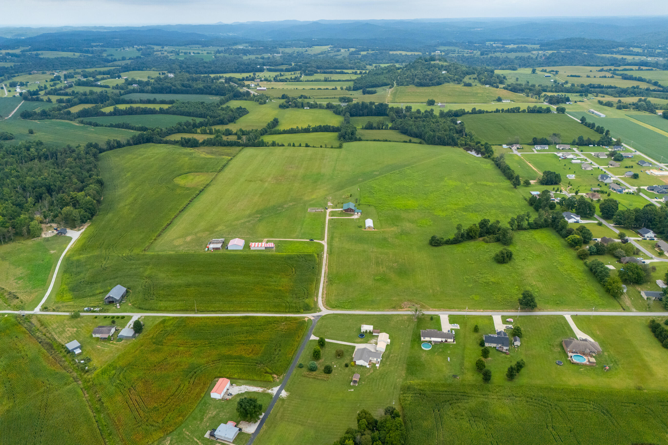 Brodhead, Kentucky 40409, United States, 4 Bedrooms Bedrooms, ,4 BathroomsBathrooms,Residential,Active,196724