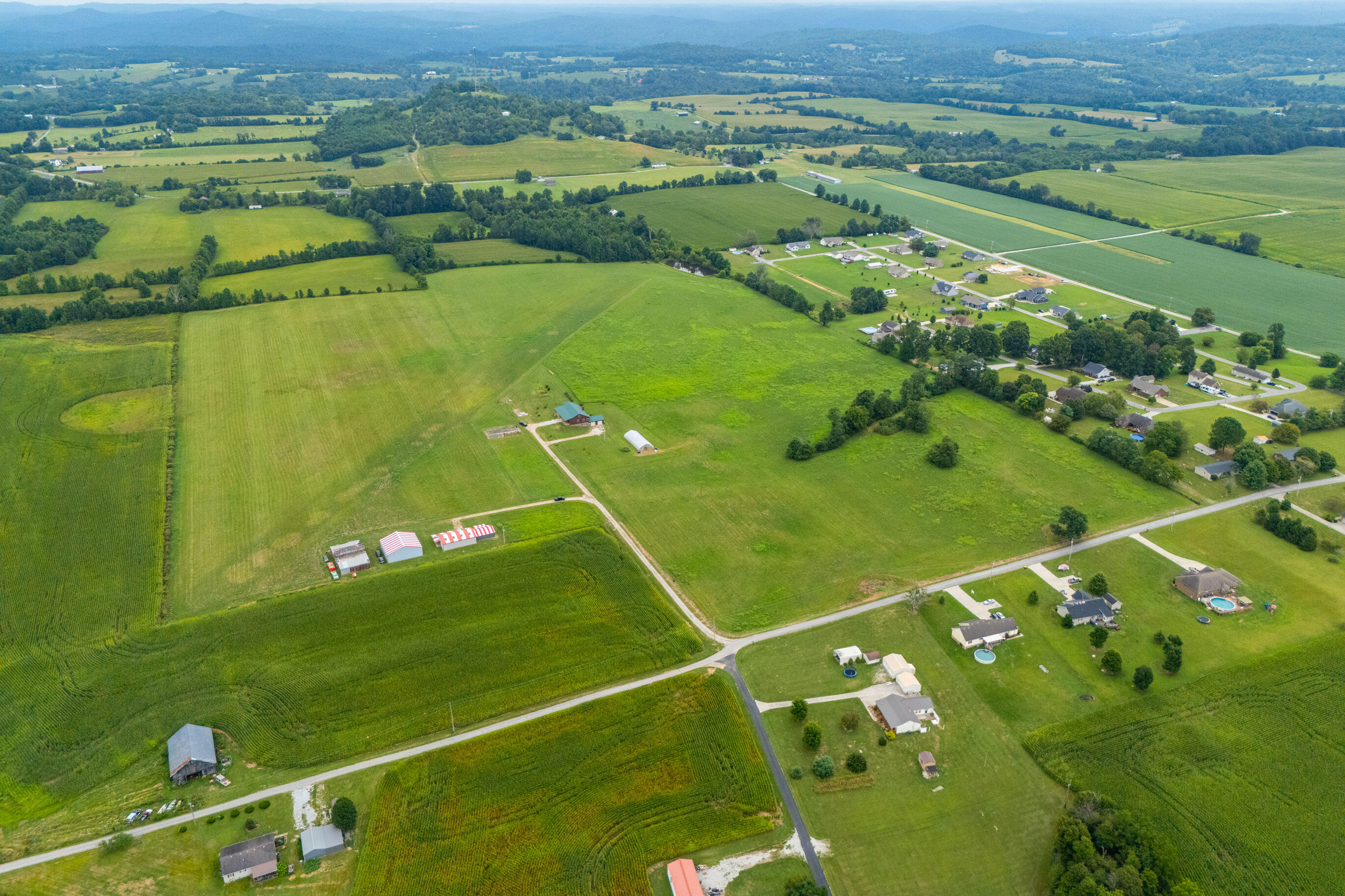 Brodhead, Kentucky 40409, United States, 4 Bedrooms Bedrooms, ,4 BathroomsBathrooms,Residential,Active,196724