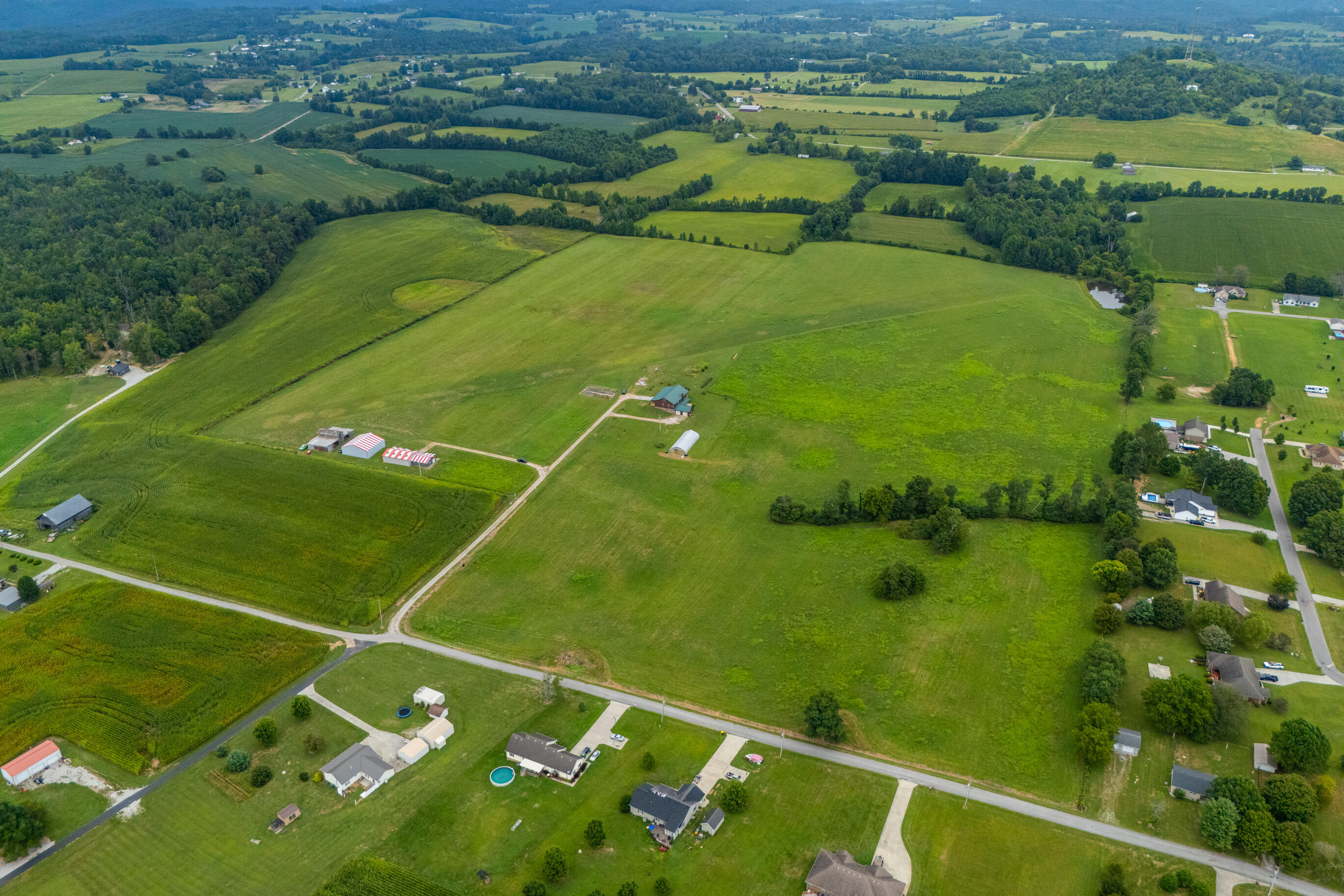 Brodhead, Kentucky 40409, United States, 4 Bedrooms Bedrooms, ,4 BathroomsBathrooms,Residential,Active,196724