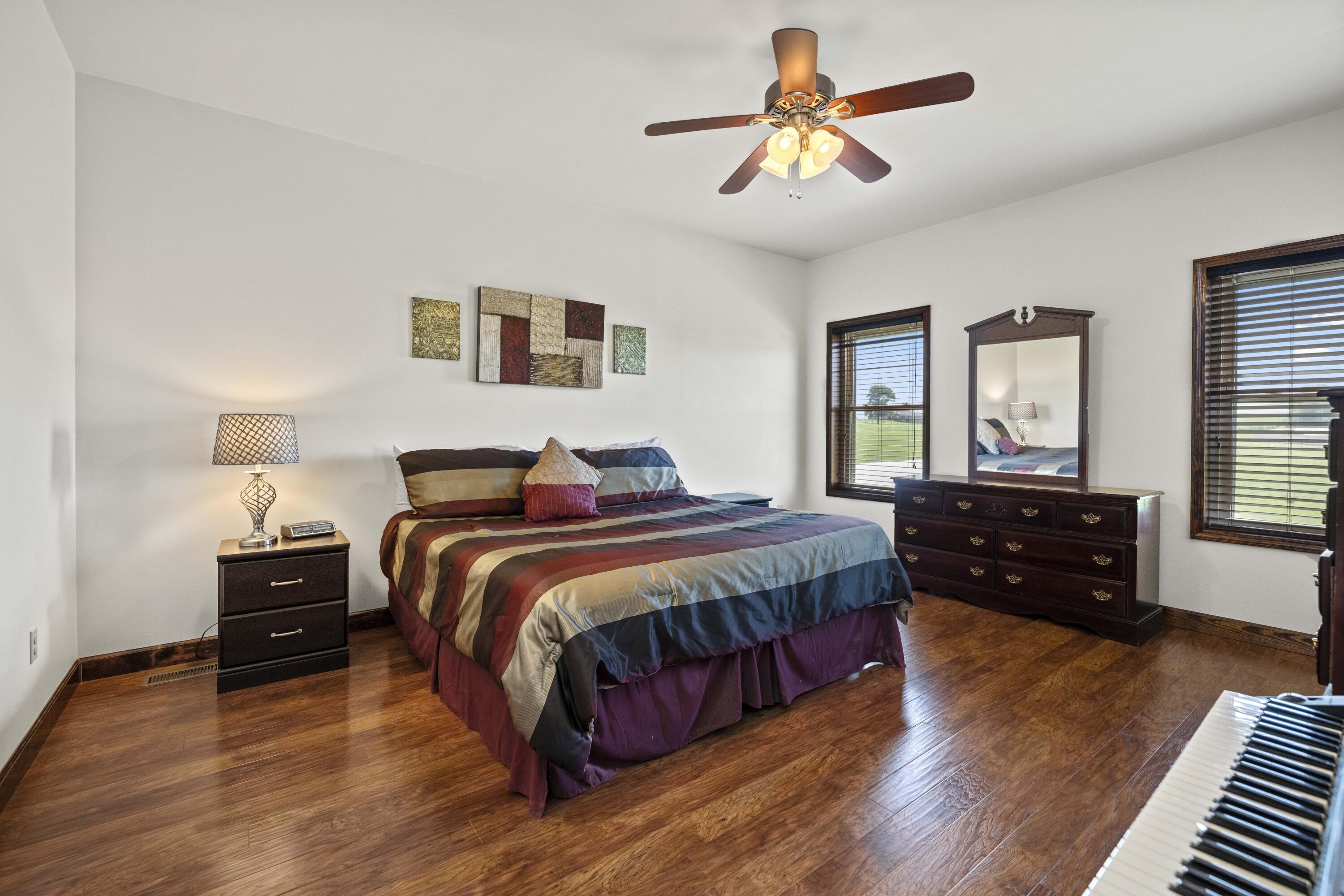 Brodhead, Kentucky 40409, United States, 4 Bedrooms Bedrooms, ,4 BathroomsBathrooms,Residential,Active,196724