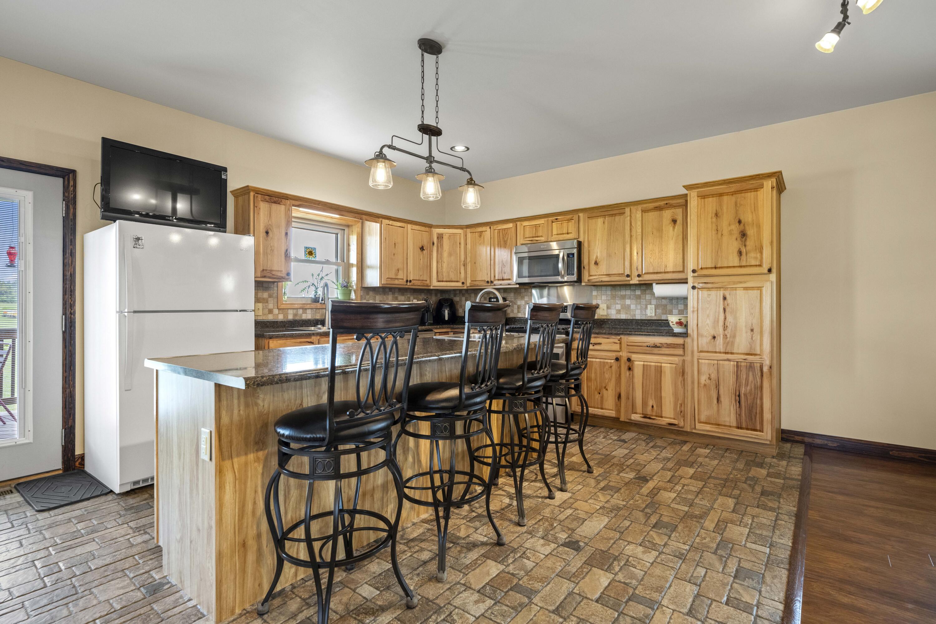 Brodhead, Kentucky 40409, United States, 4 Bedrooms Bedrooms, ,4 BathroomsBathrooms,Residential,Active,196724