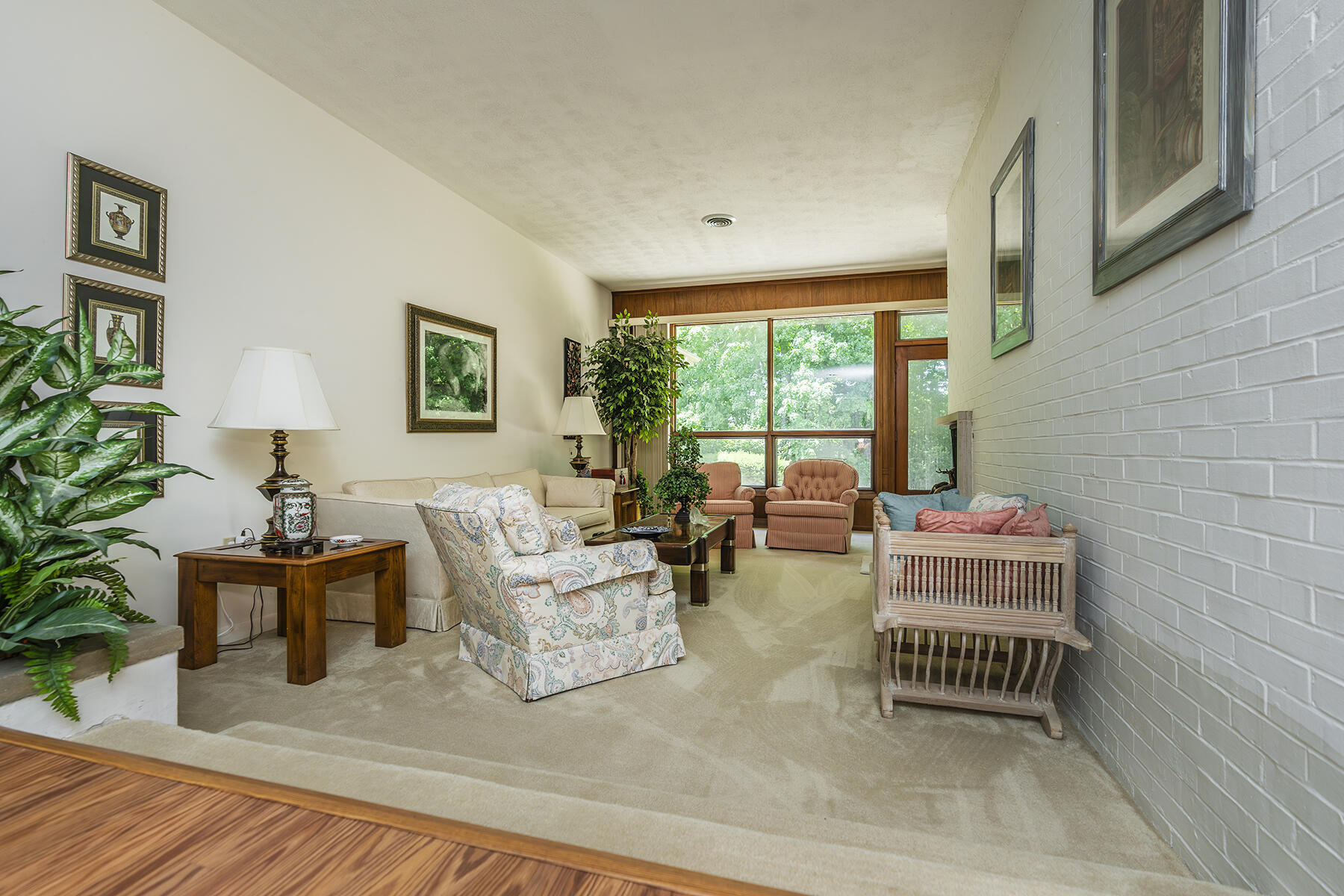 Lexington, Kentucky 40502, United States, 3 Bedrooms Bedrooms, ,2 BathroomsBathrooms,Residential,Active,116864