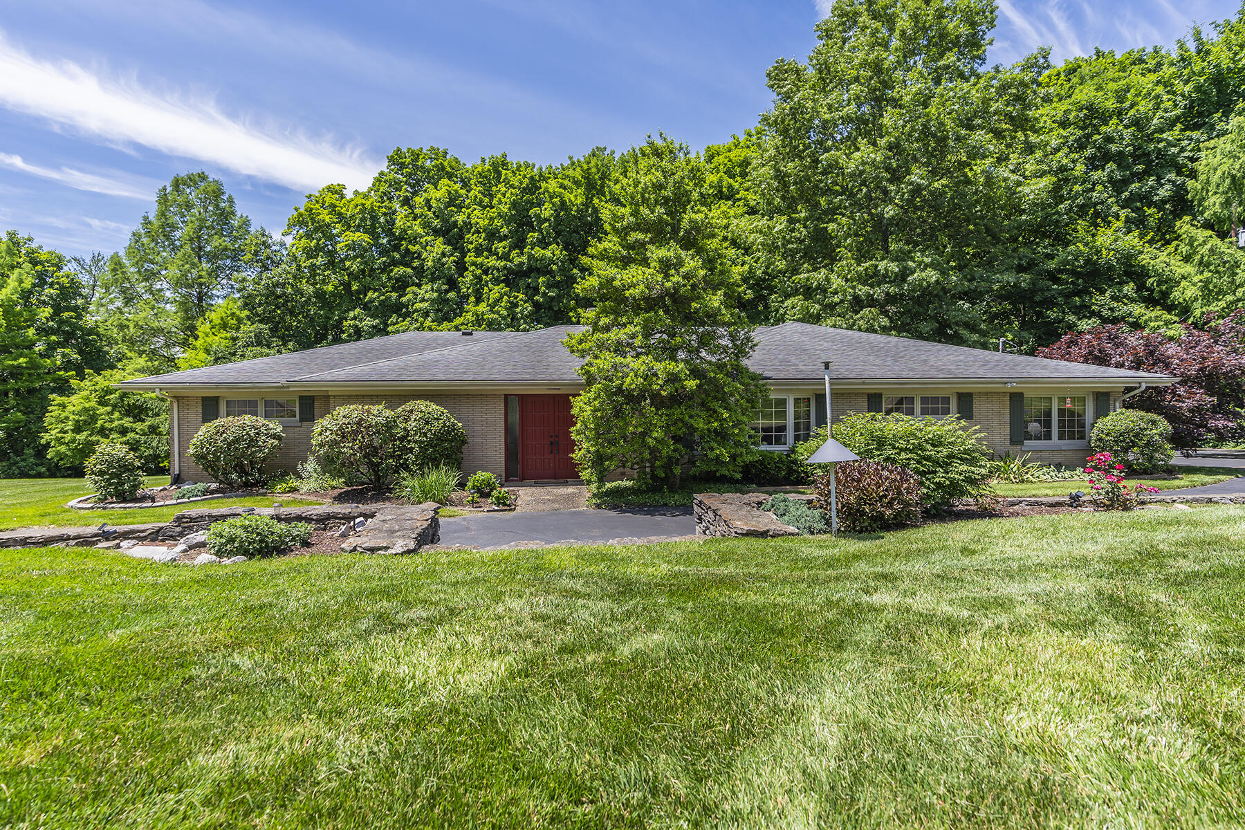 Lexington, Kentucky 40502, United States, 3 Bedrooms Bedrooms, ,2 BathroomsBathrooms,Residential,Active,116864